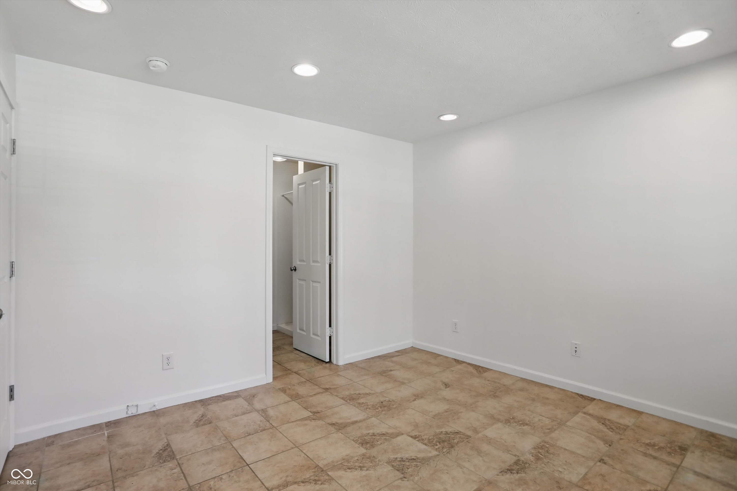1111 Cavendish Drive