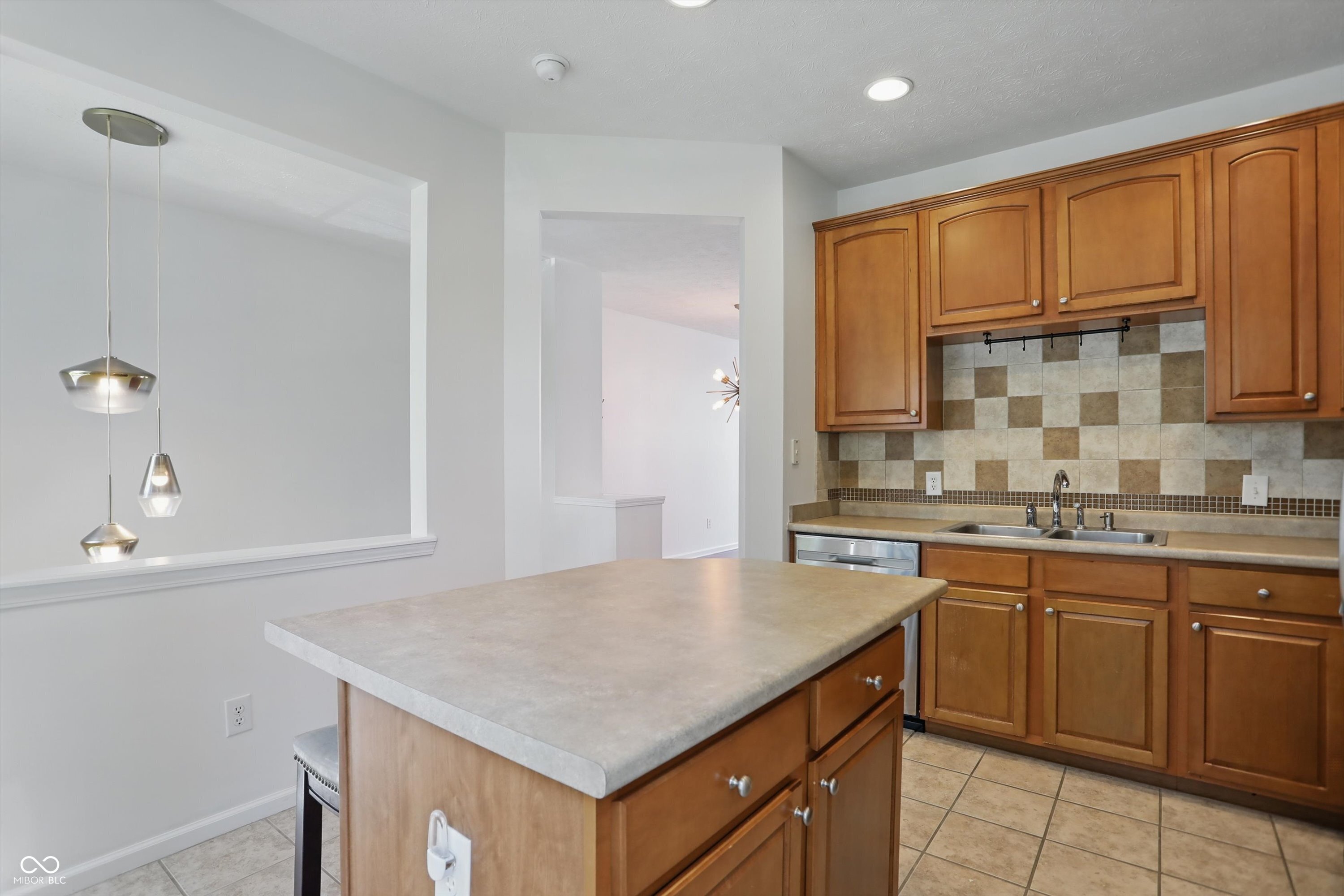 1111 Cavendish Drive