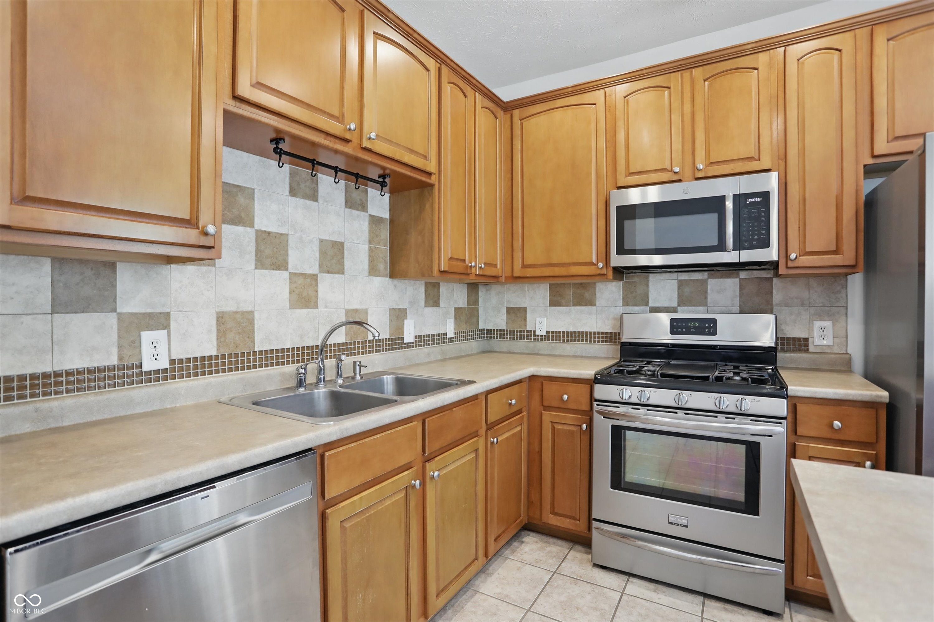 1111 Cavendish Drive