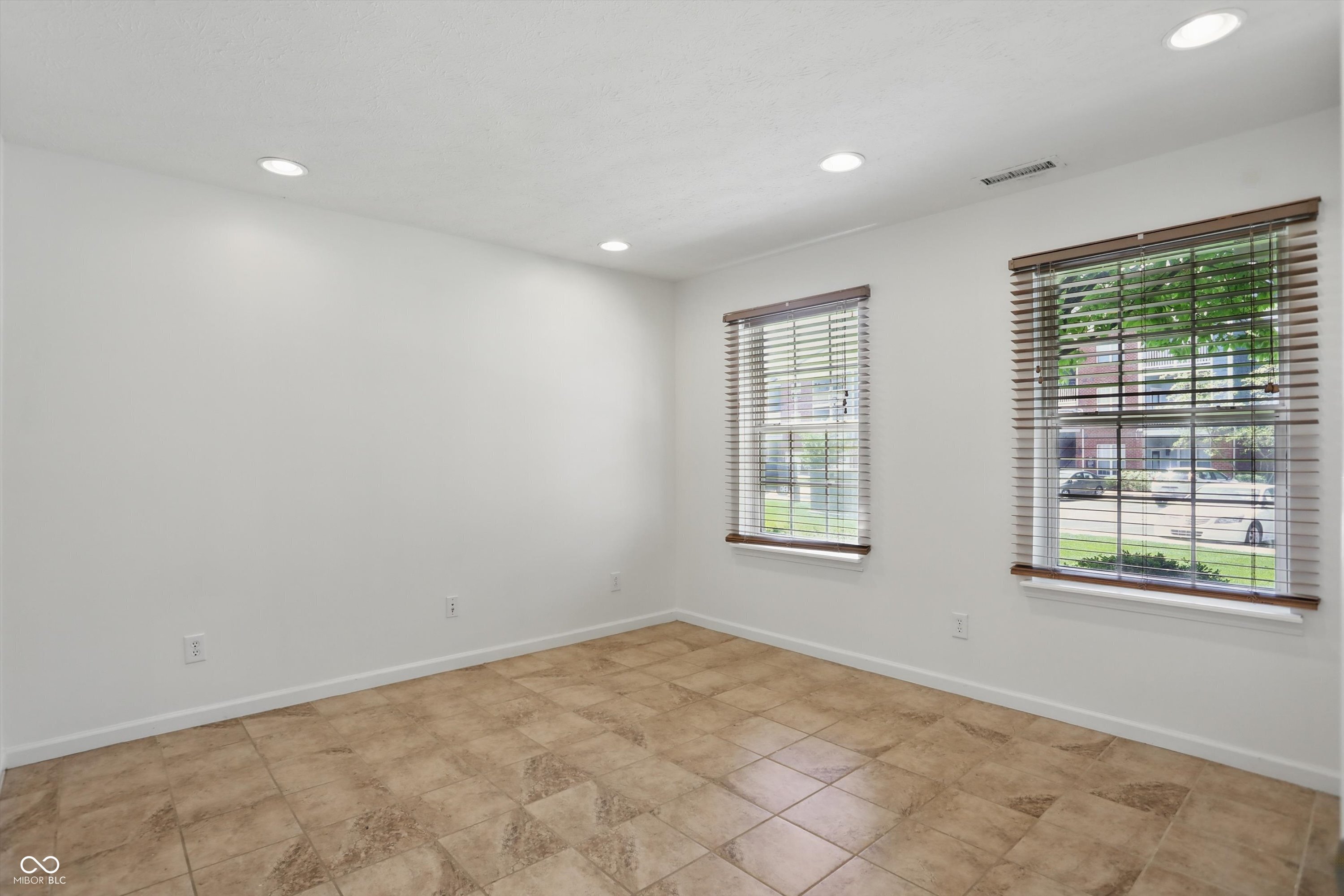 1111 Cavendish Drive