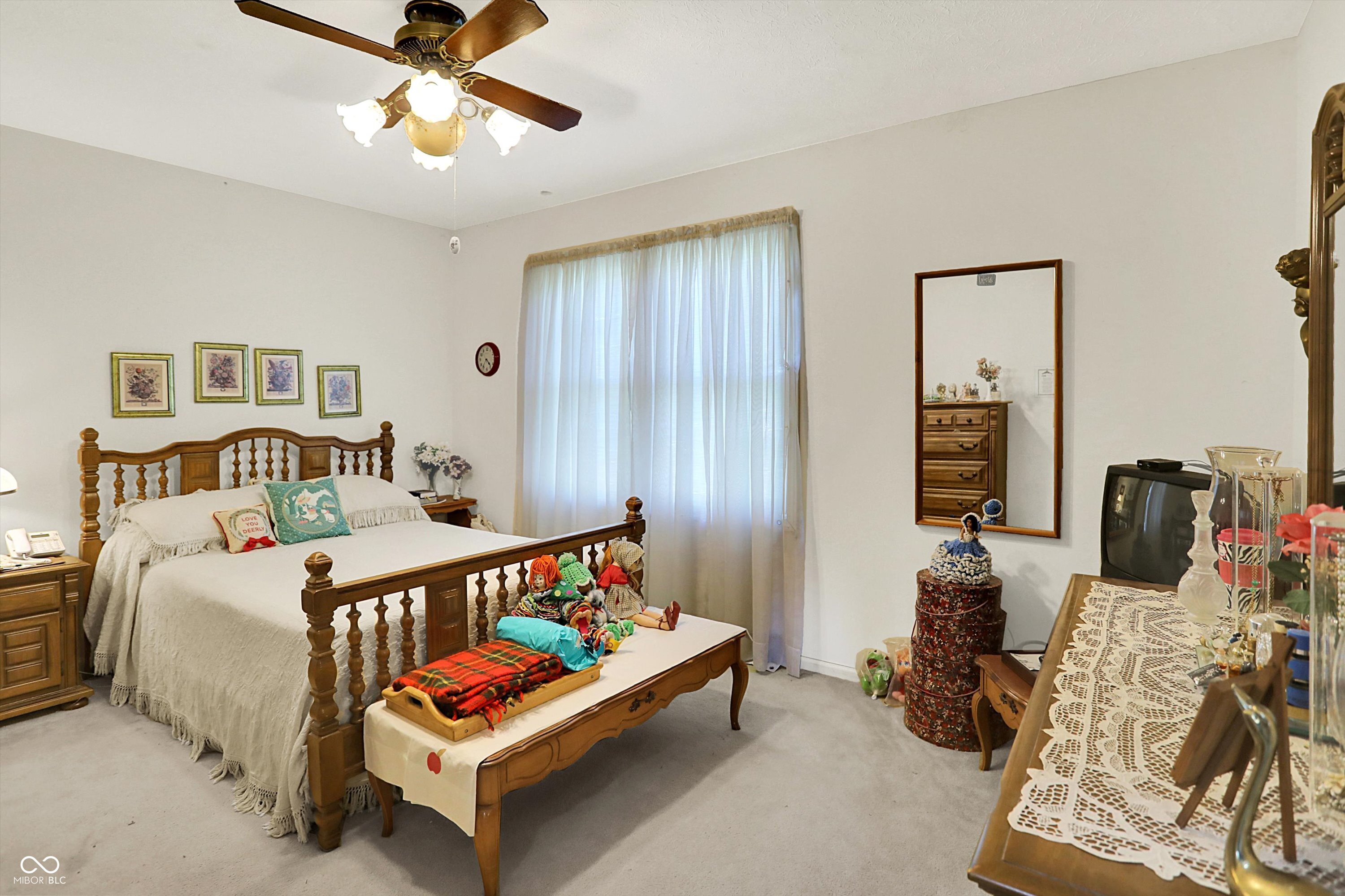 7587 Winding Way