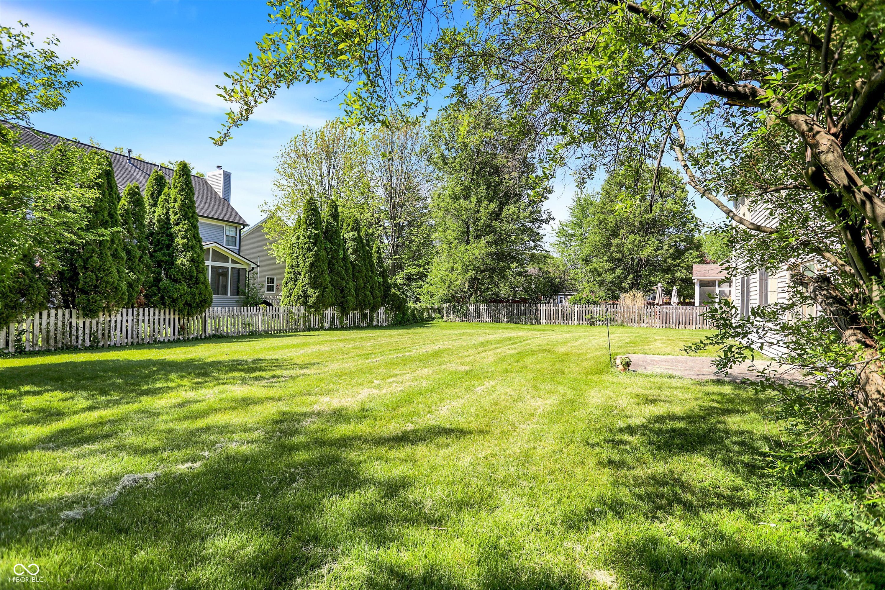 7587 Winding Way