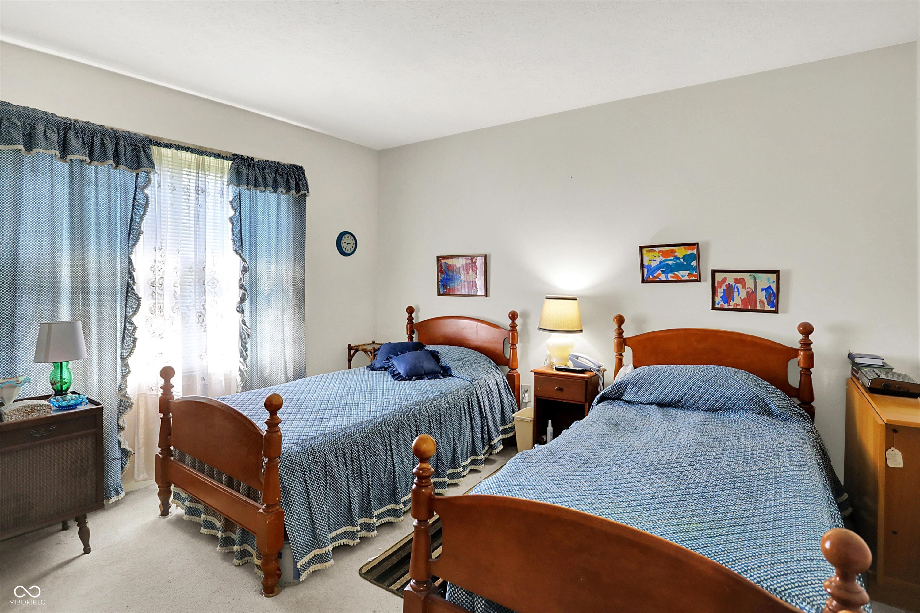 7587 Winding Way
