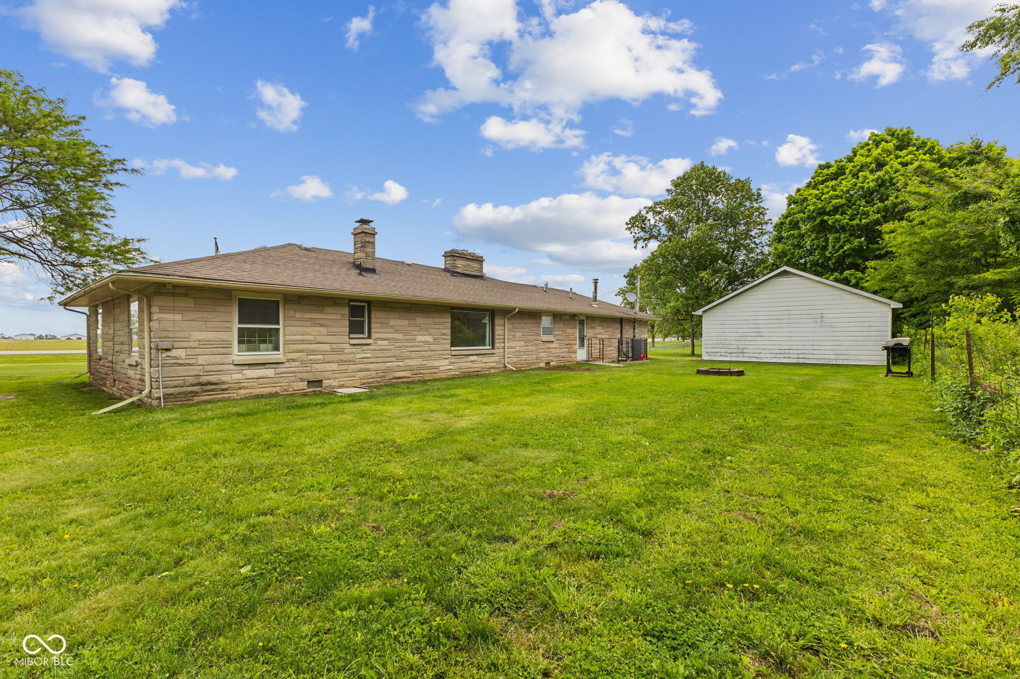 6925 W State Road 128