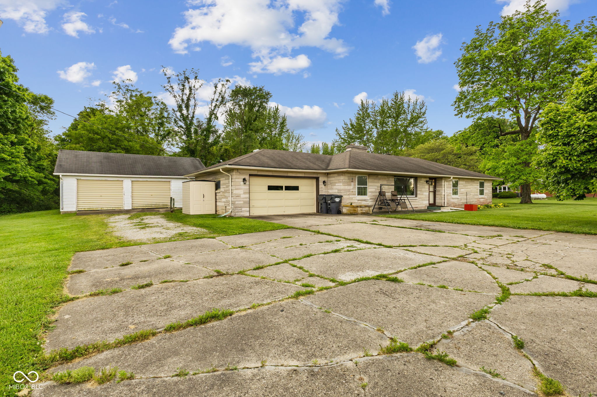 6925 W State Road 128
