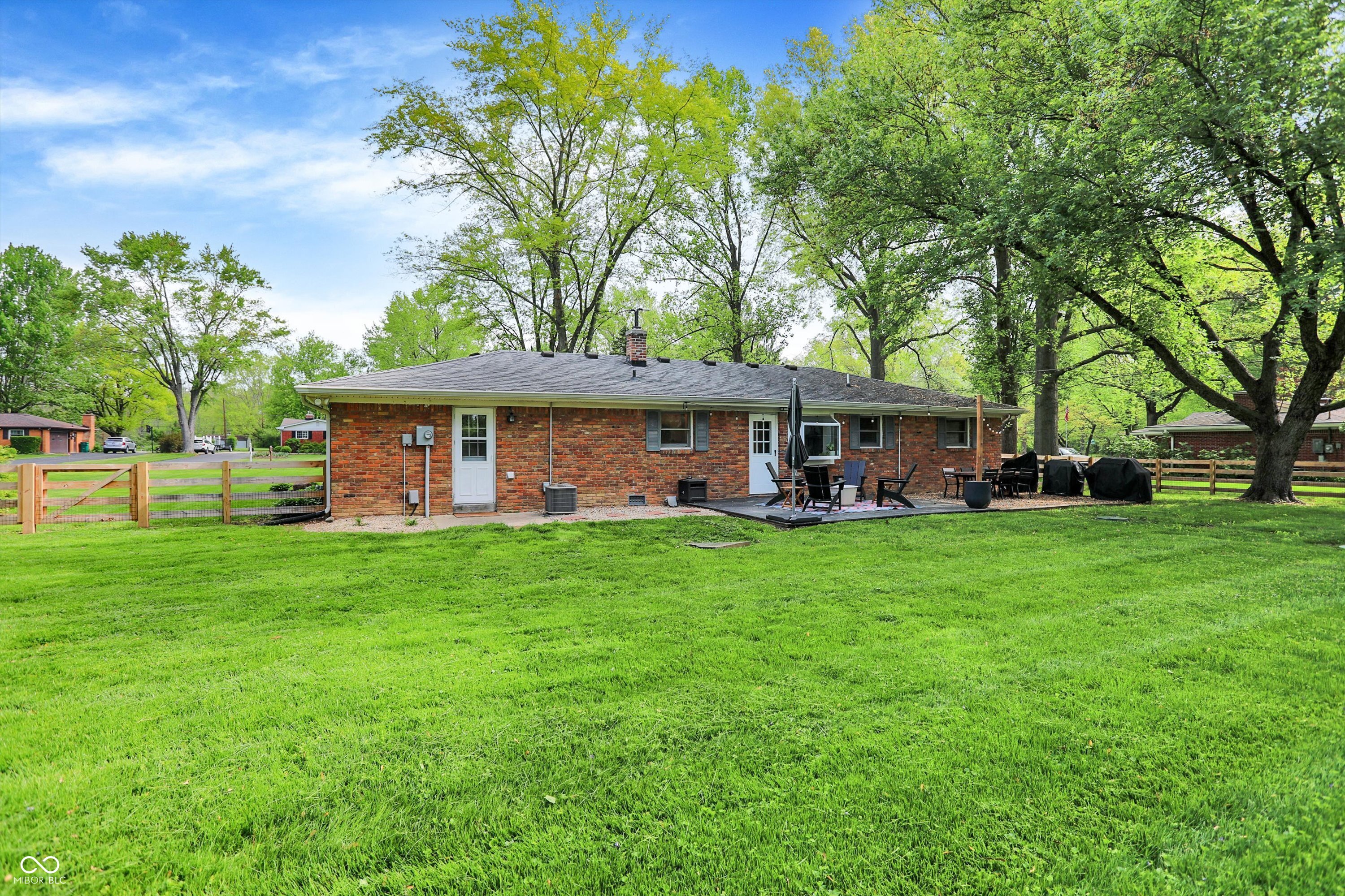 820 S Eaglewood Drive