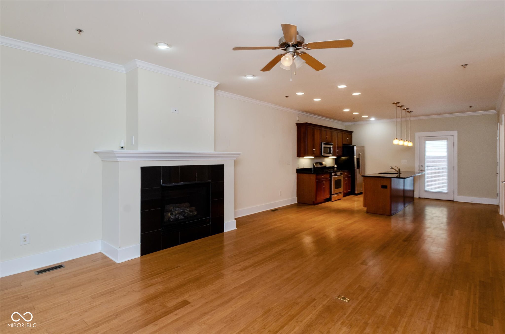 632 E 11th Street