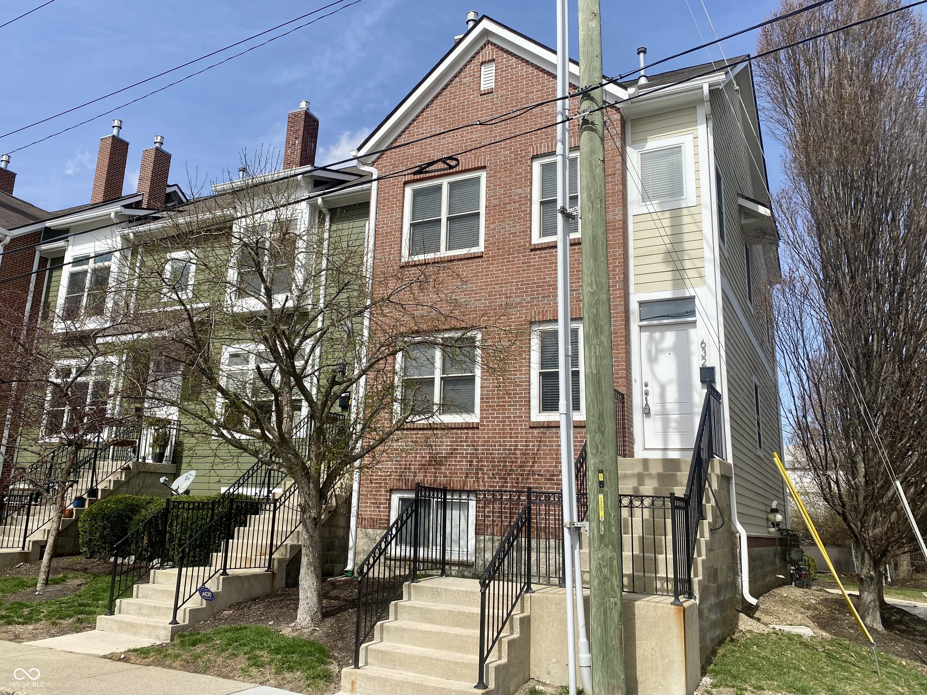 632 E 11th Street