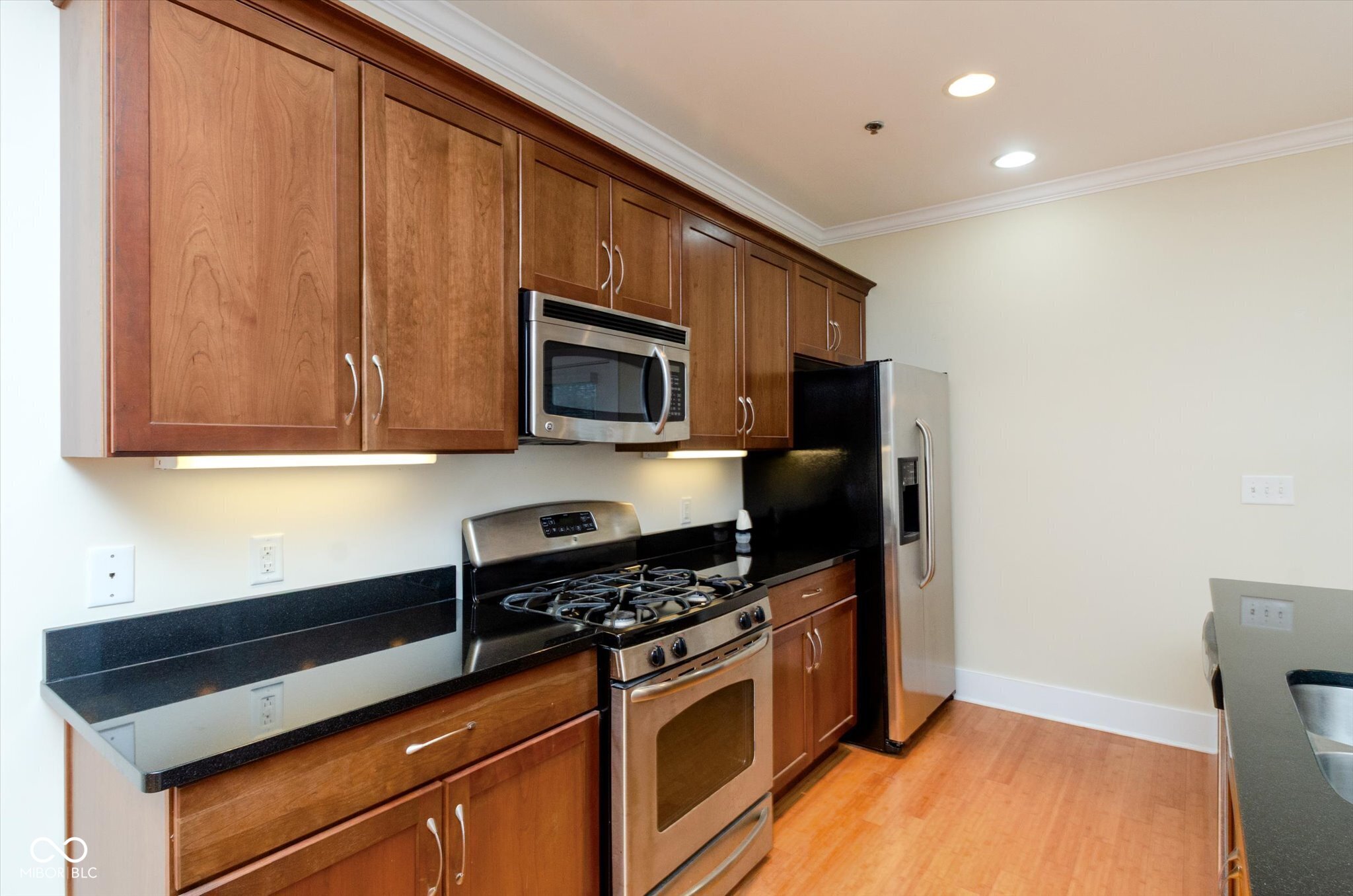 632 E 11th Street