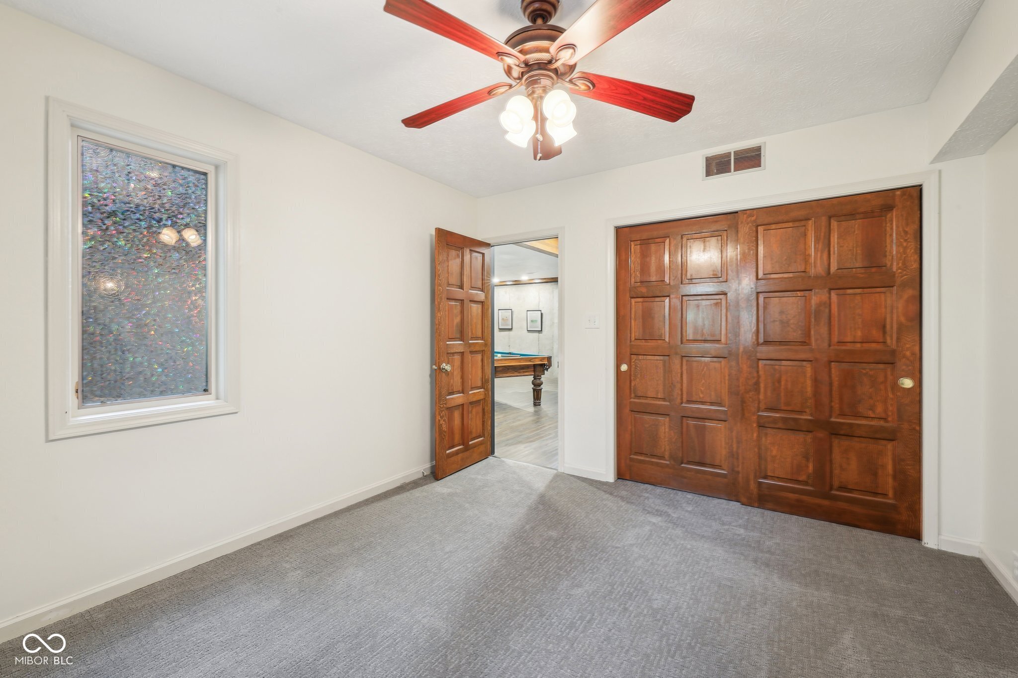 8802 W 86th Street