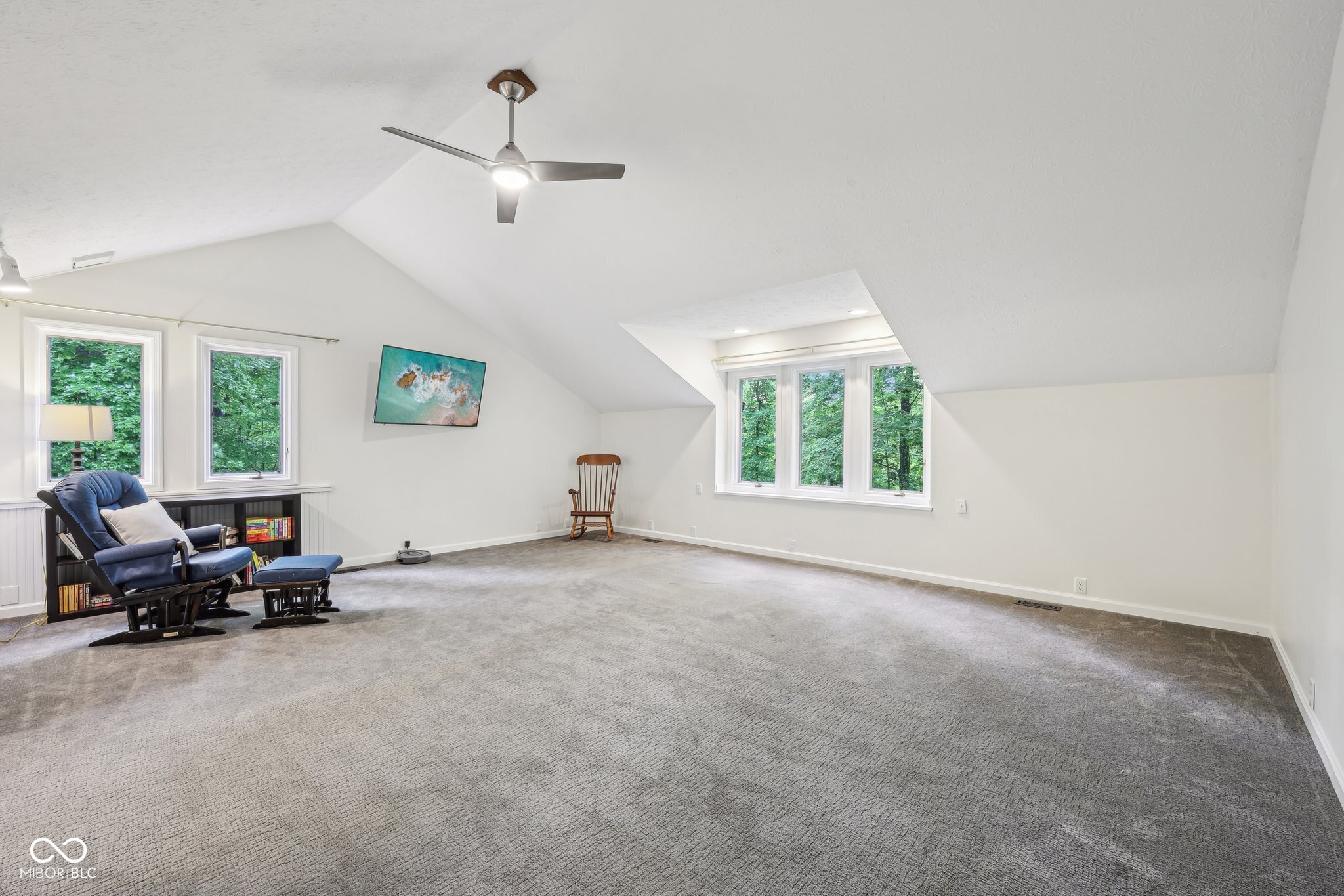 8802 W 86th Street