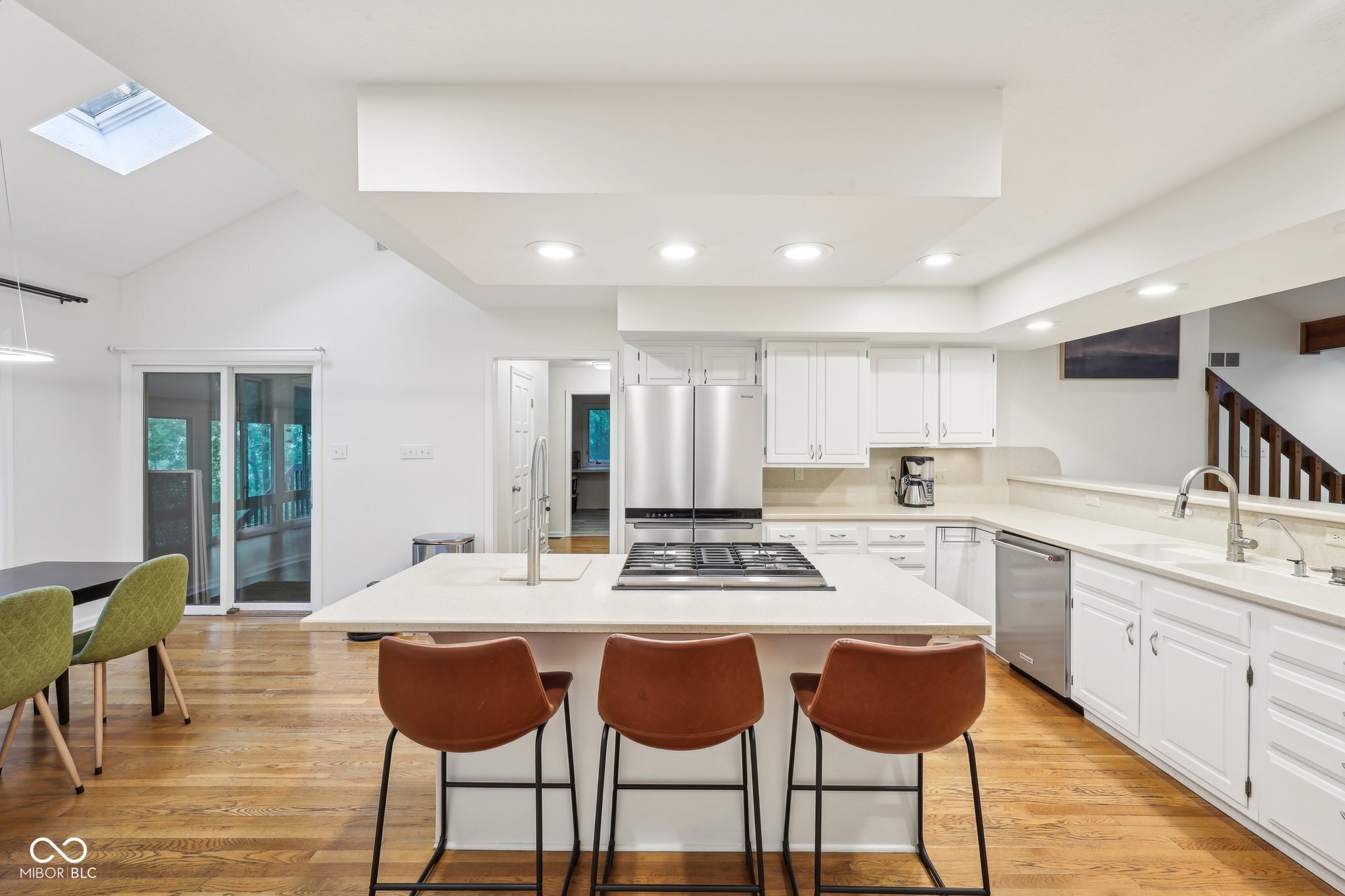 8802 W 86th Street