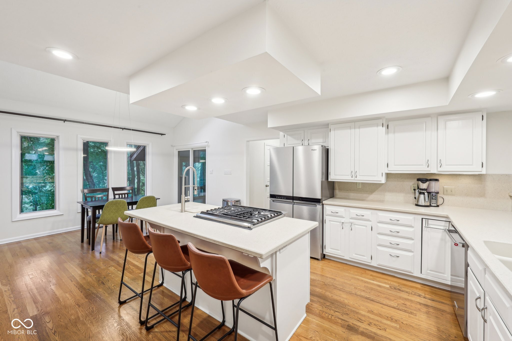 8802 W 86th Street