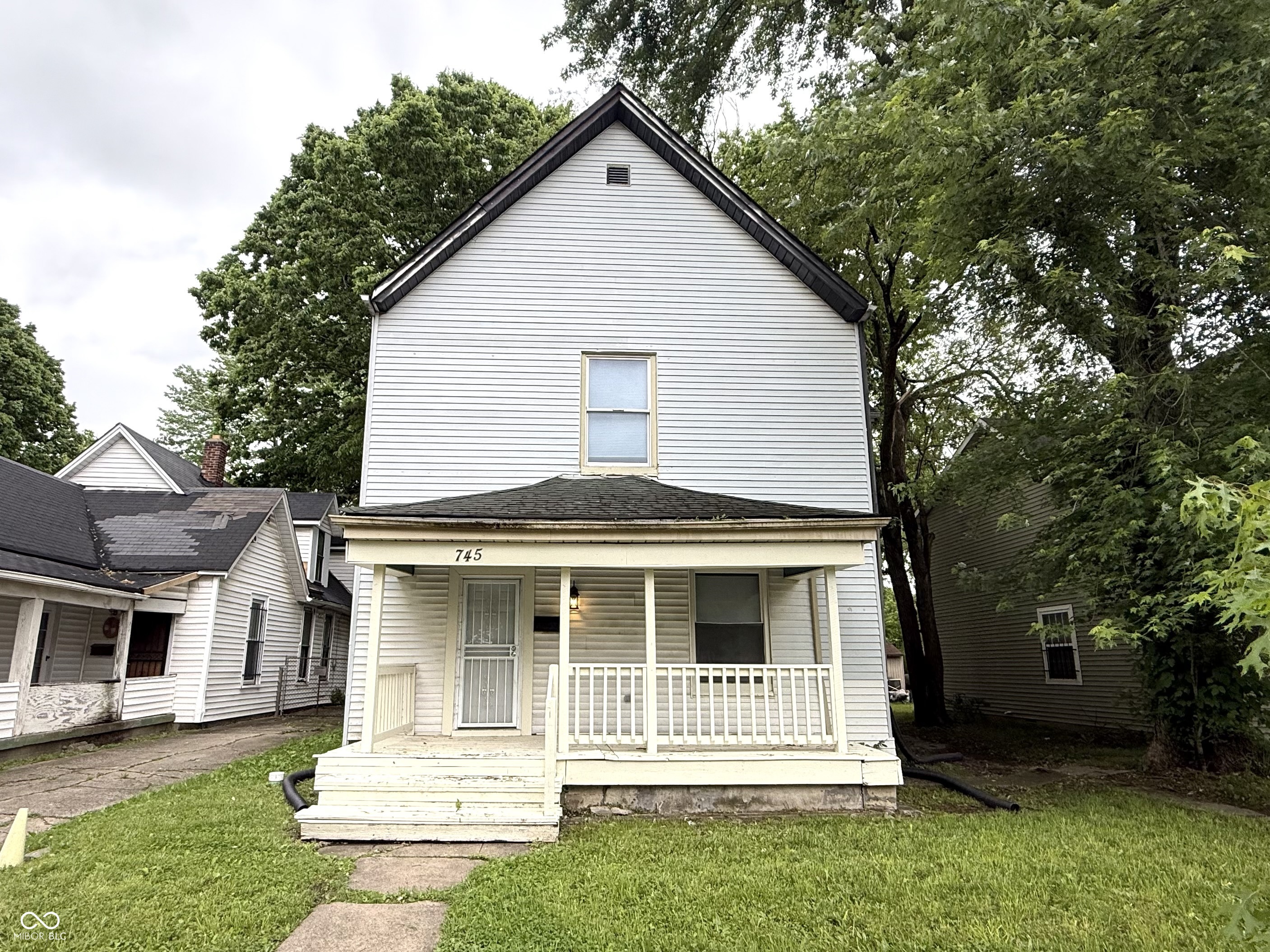 745 N Tremont Street
