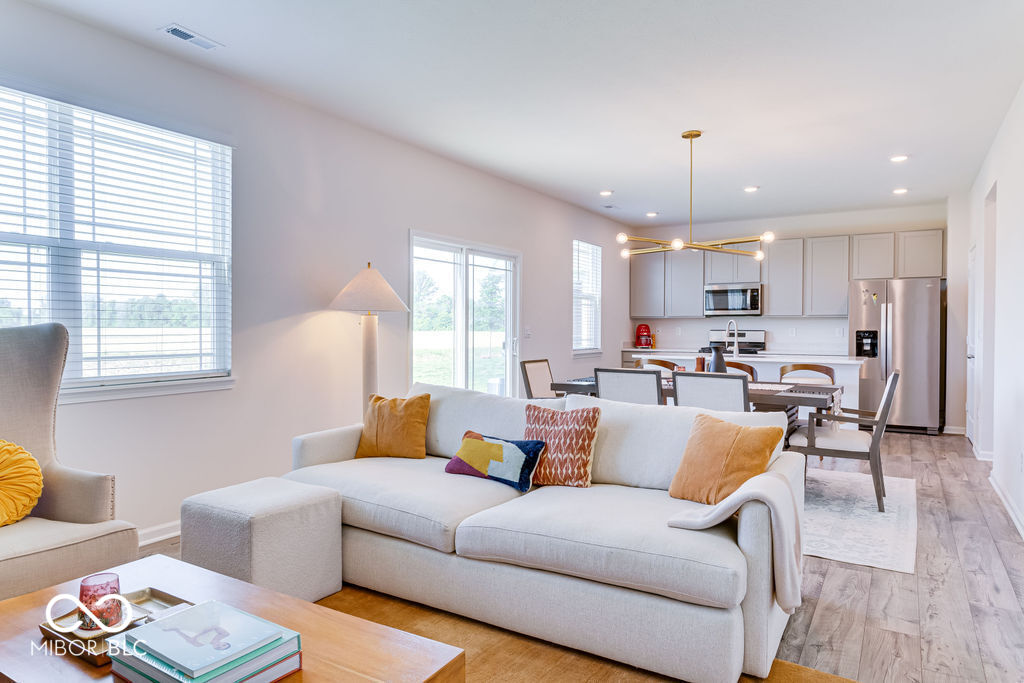 1529 Fairmount Drive