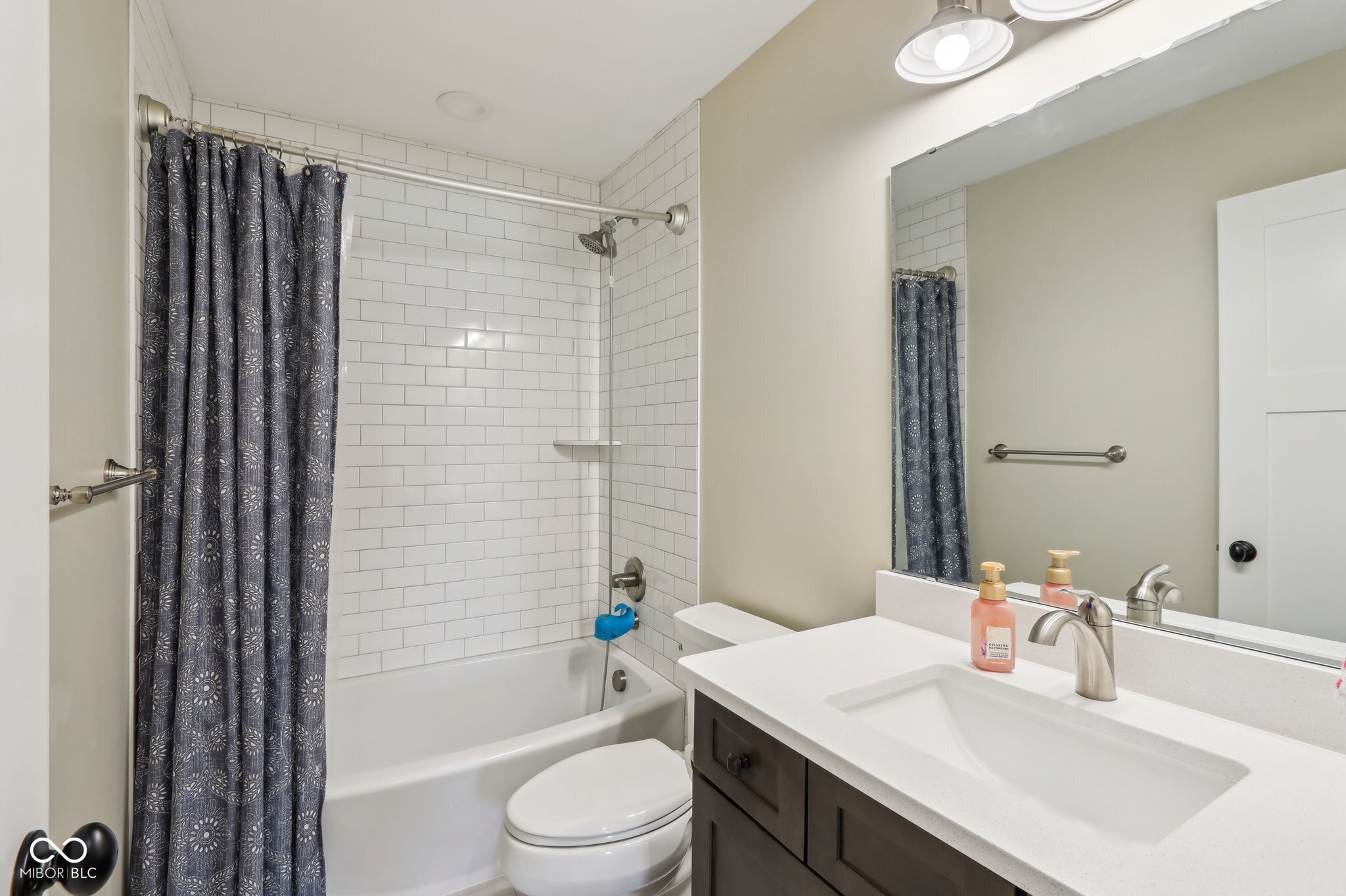 5572 Harness Drive