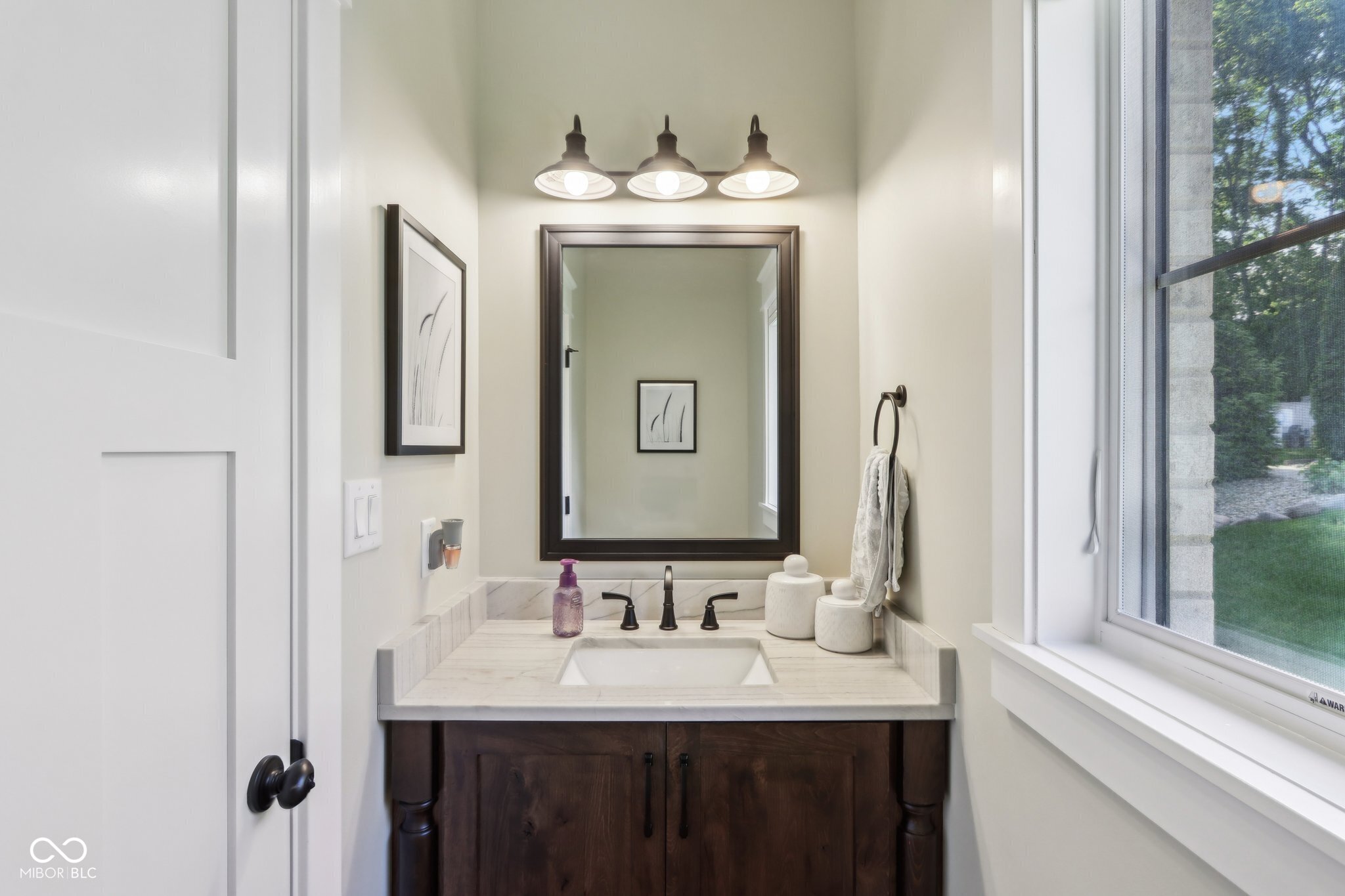 5572 Harness Drive