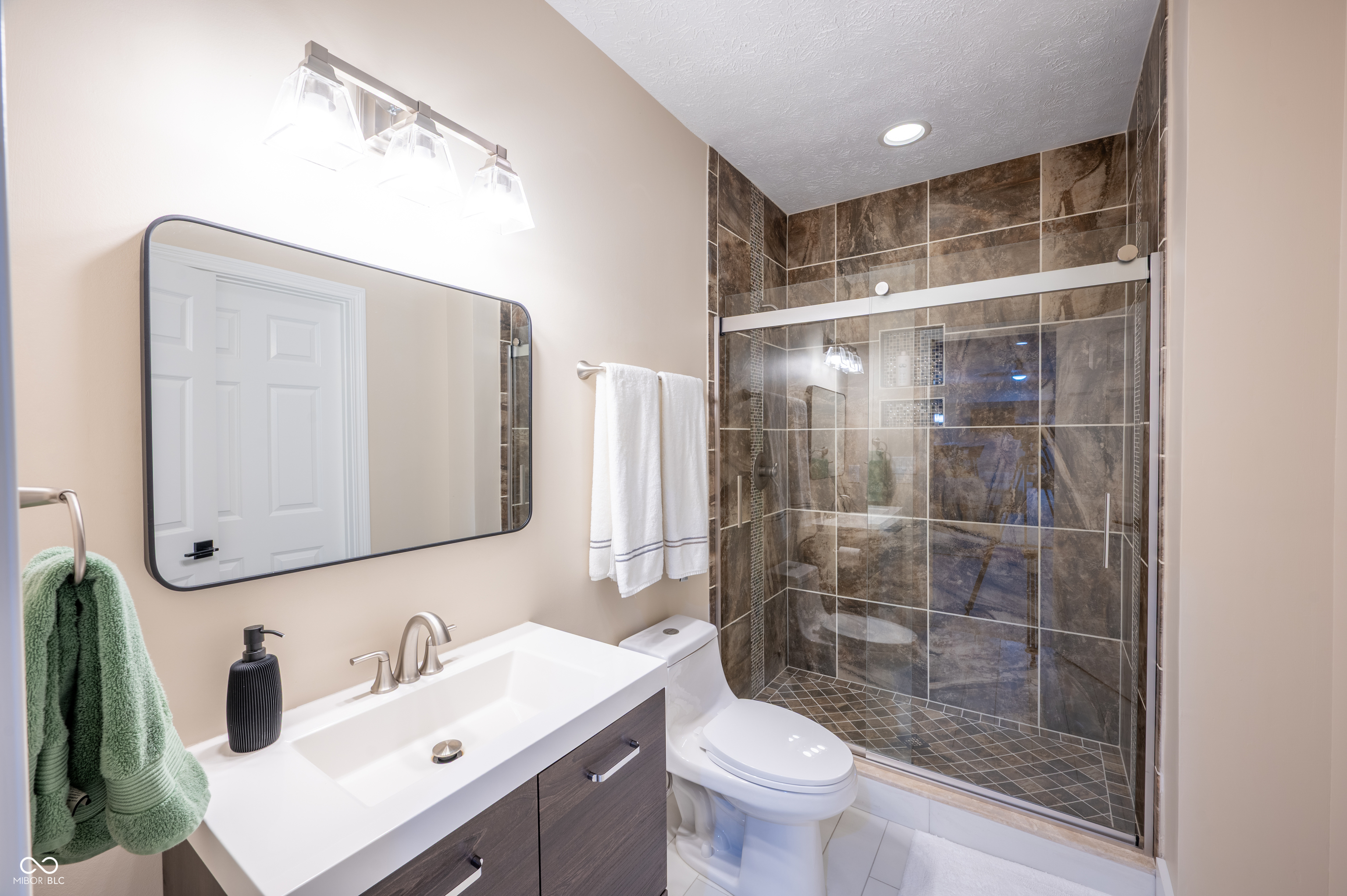 8703 Gordonshire Drive