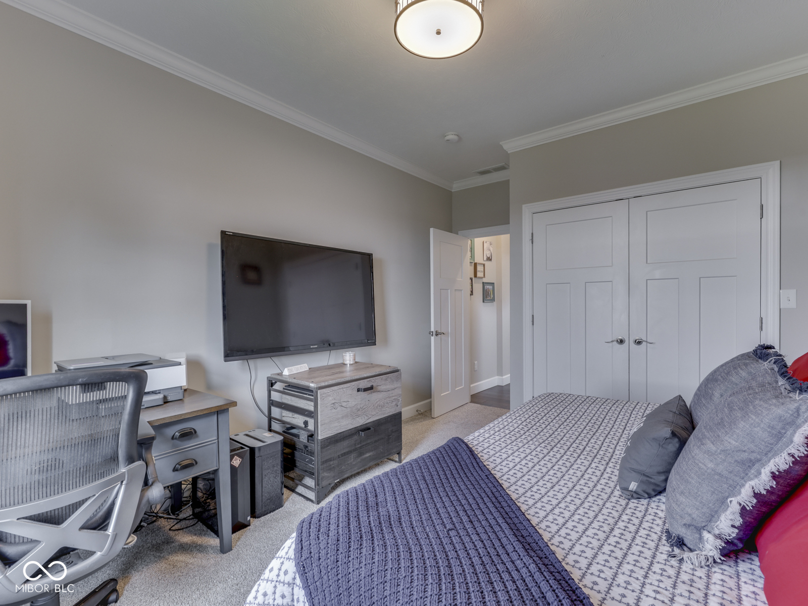 5755 Victory Drive
