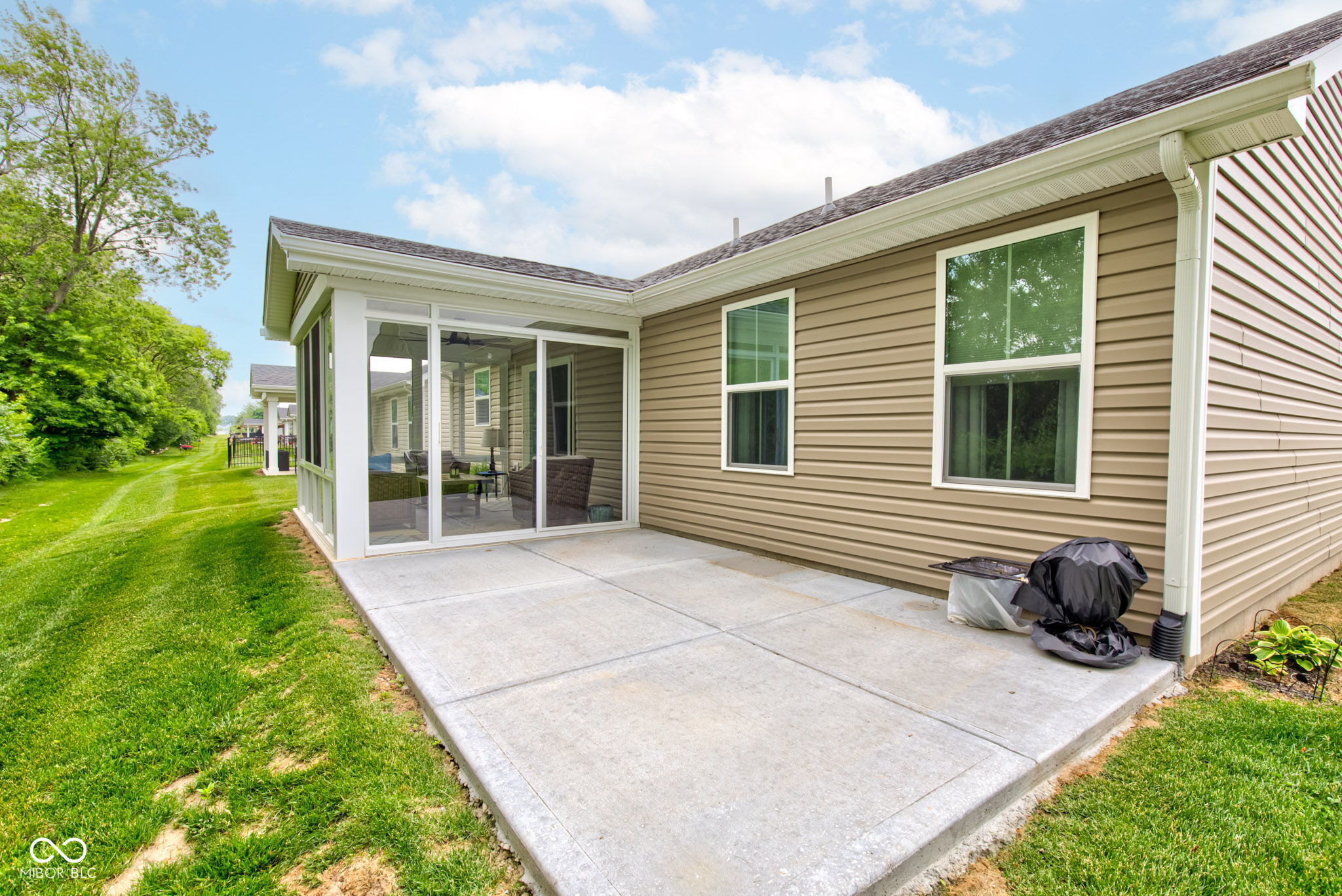 2747 Stonebridge Drive