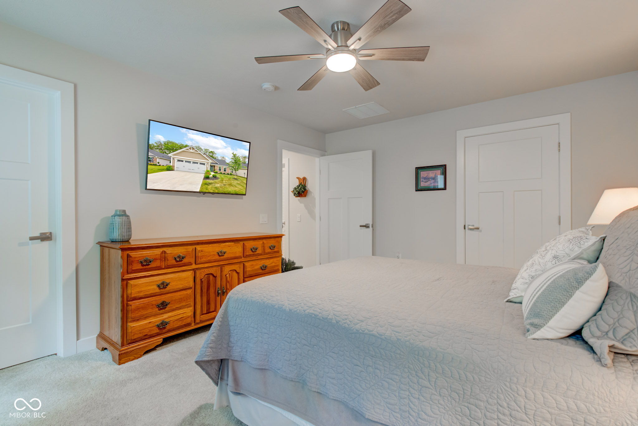 2747 Stonebridge Drive