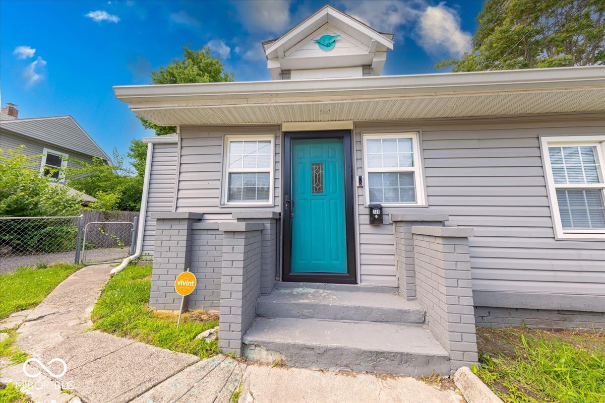 244 W 31st Street