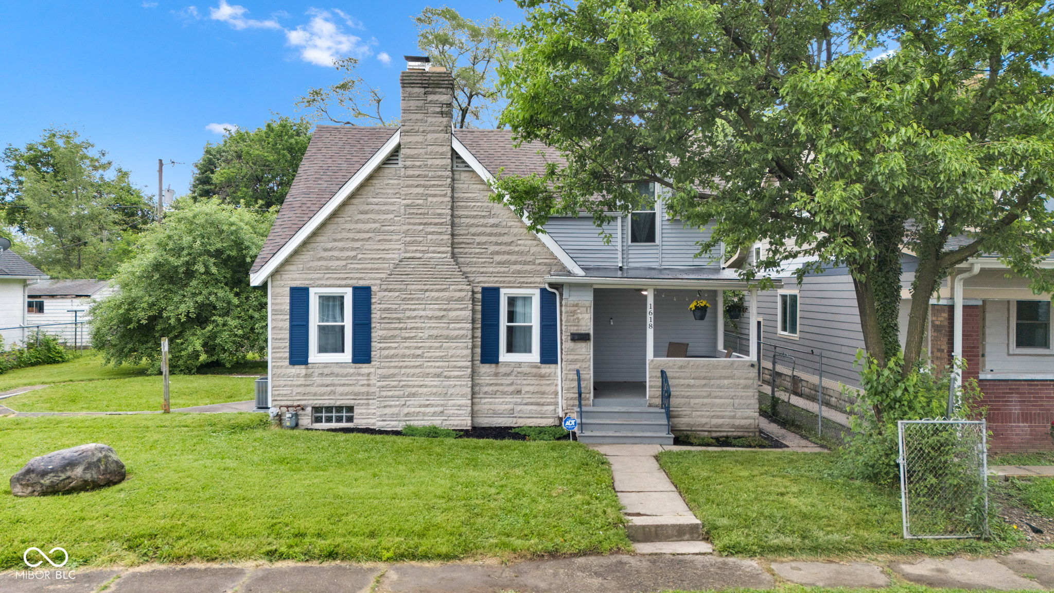 1618 Villa Avenue