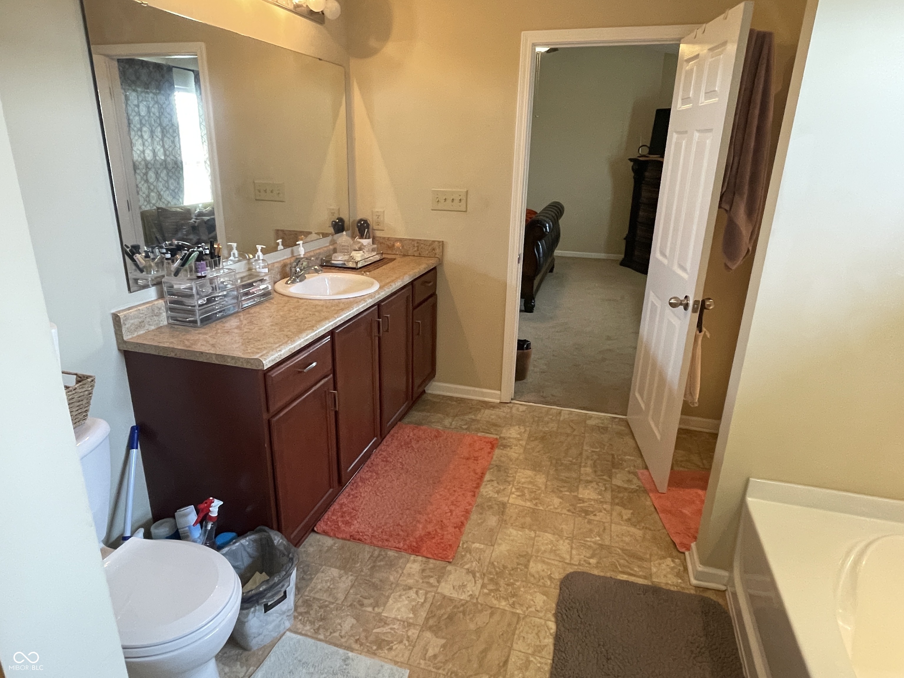 2253 Jaybird Drive