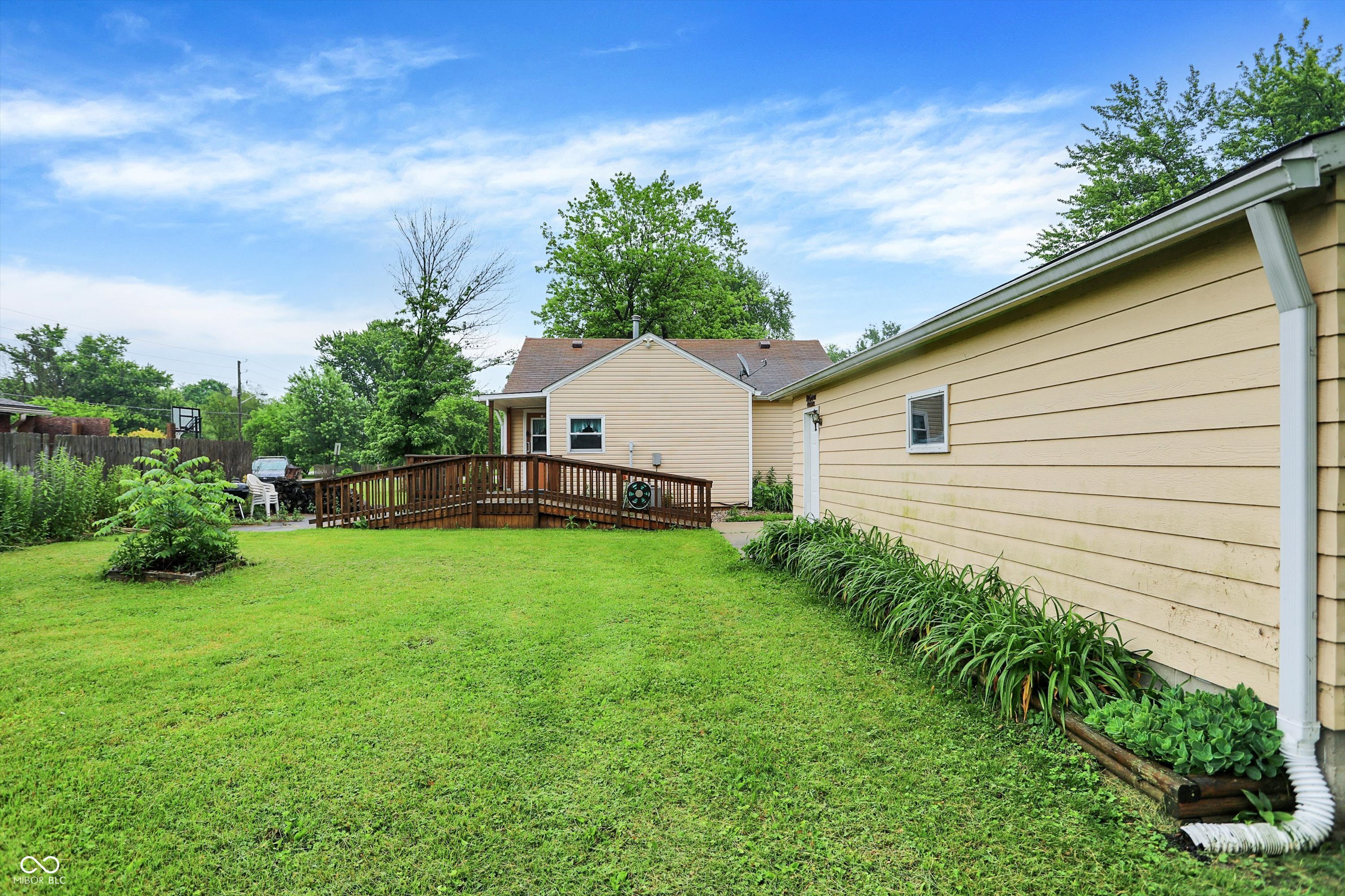 6308 Ratliff Road