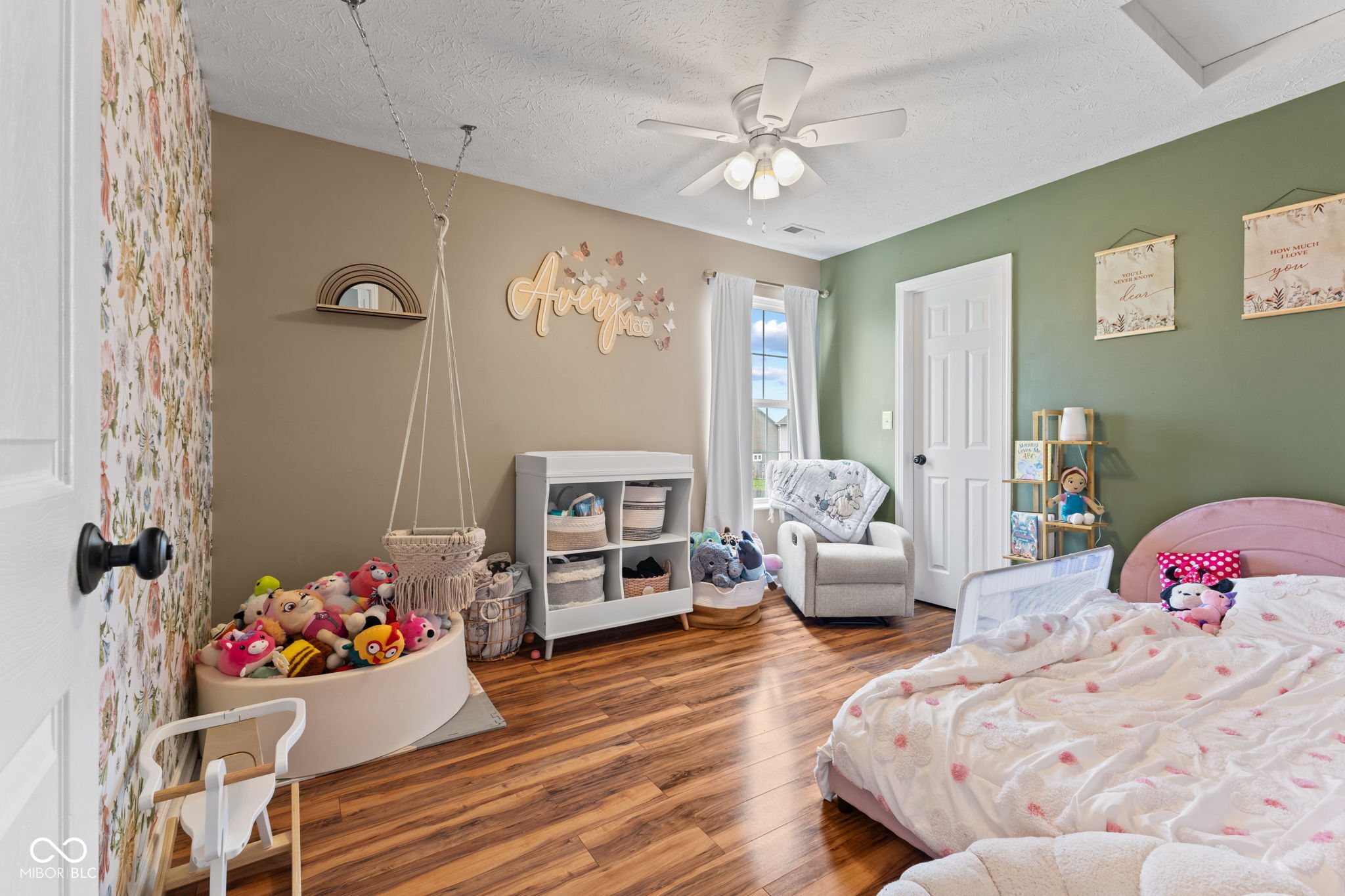 2580 Bluewood Way