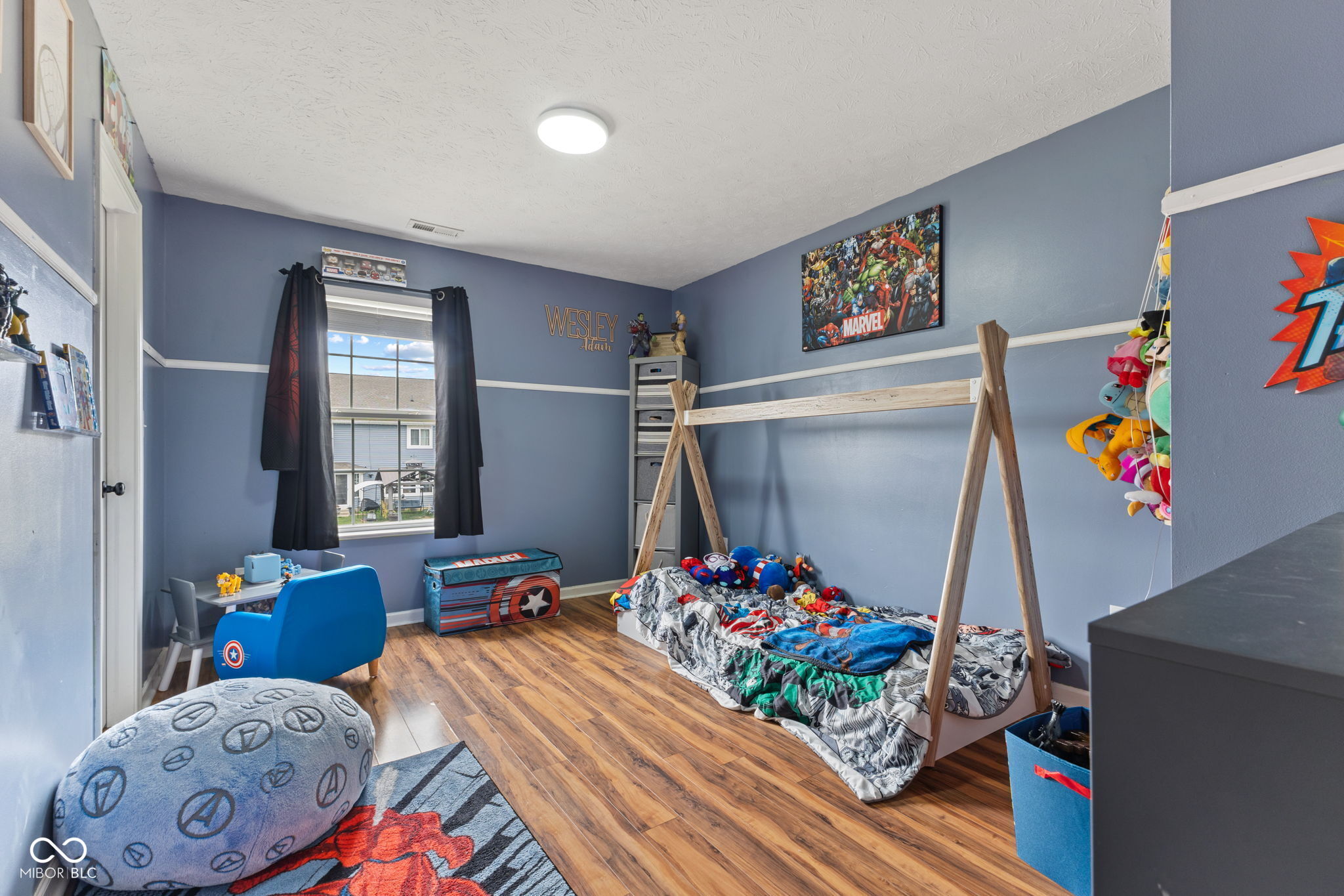 2580 Bluewood Way