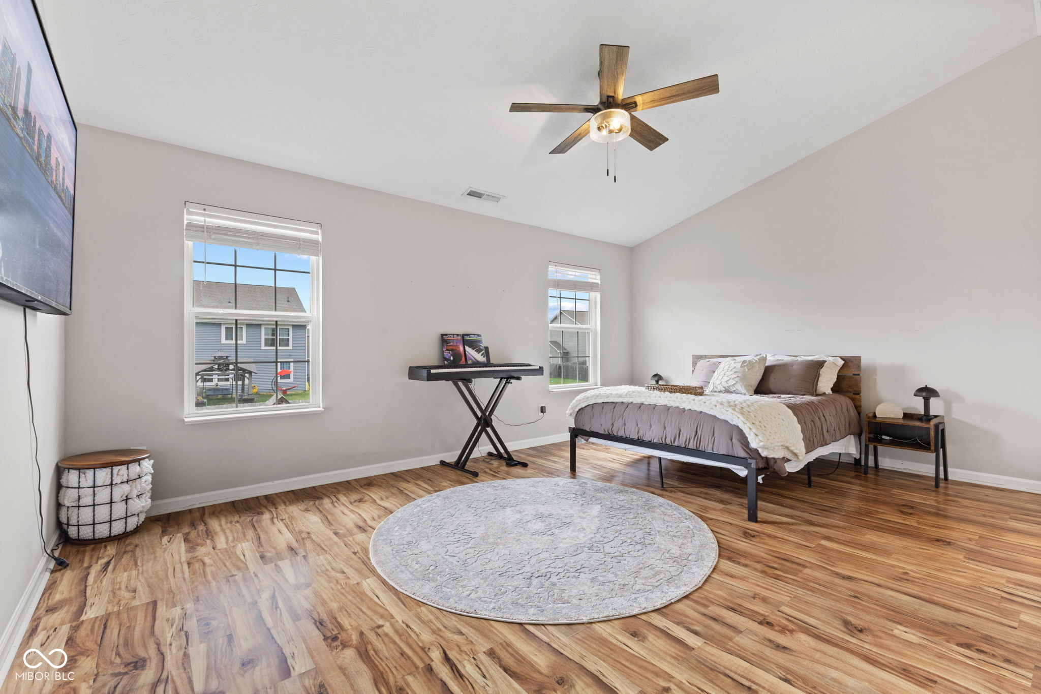 2580 Bluewood Way