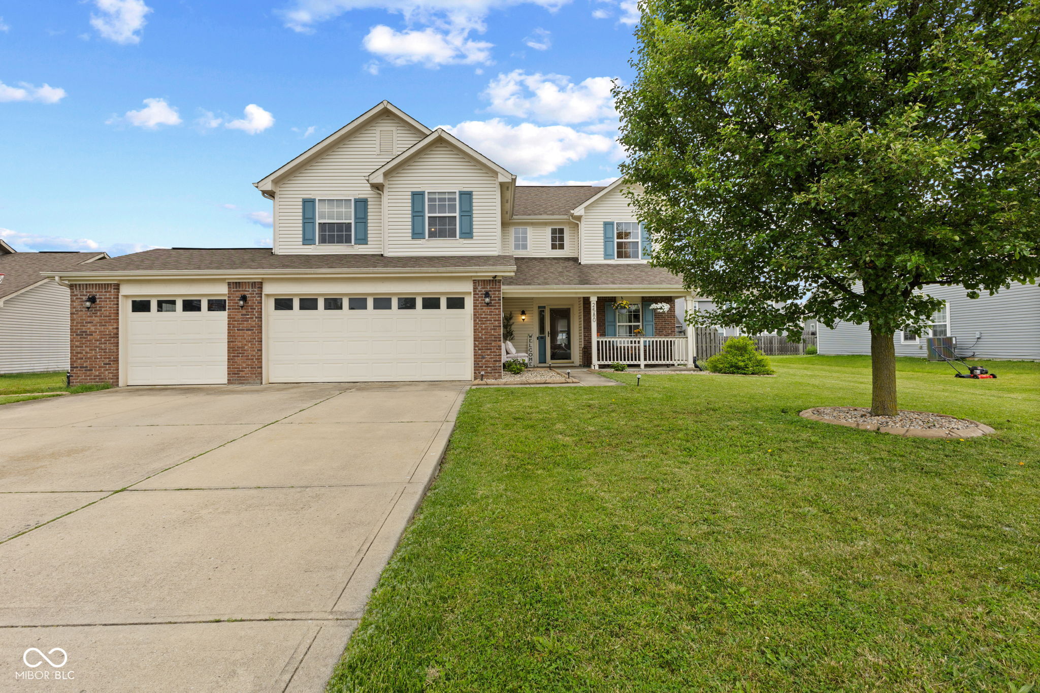 2580 Bluewood Way