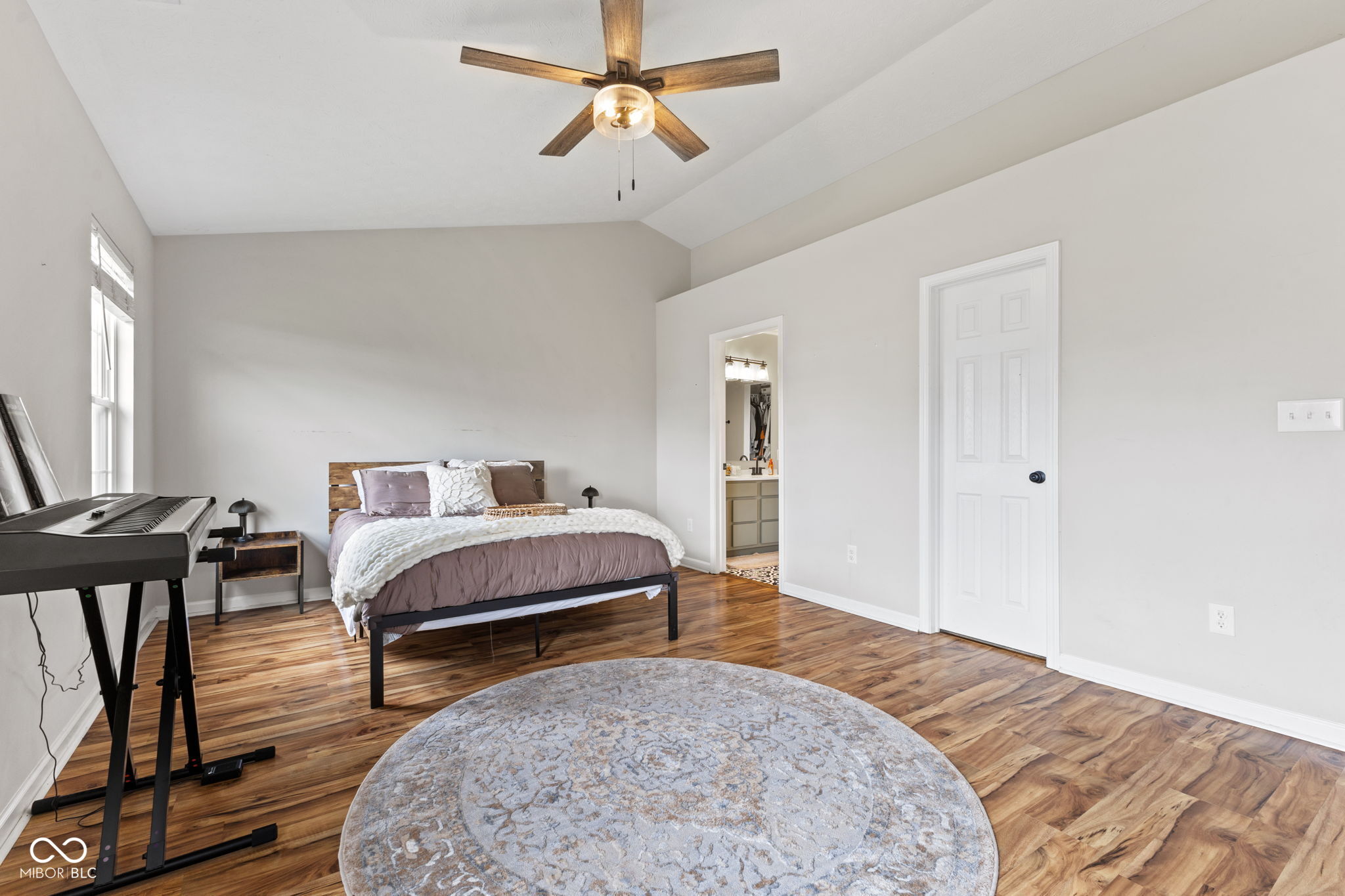 2580 Bluewood Way