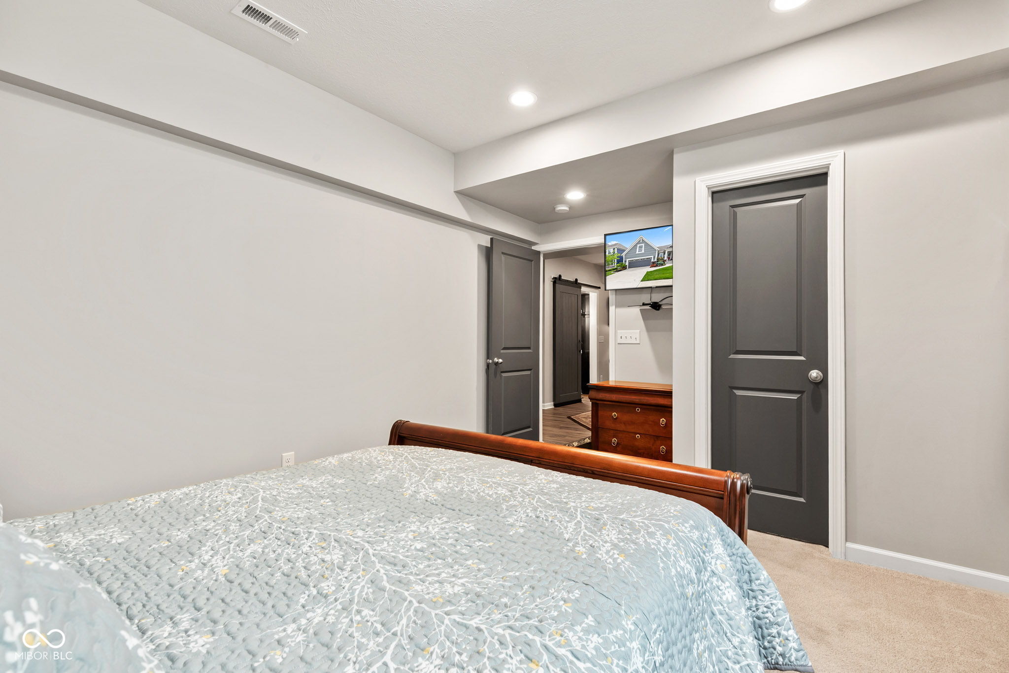1505 Avondale Drive