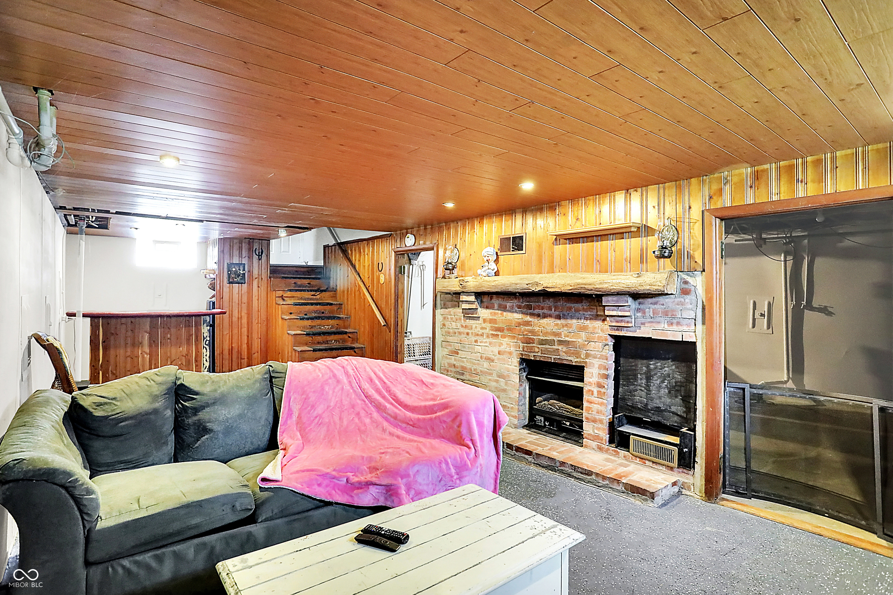 1411 N Kenmore Road