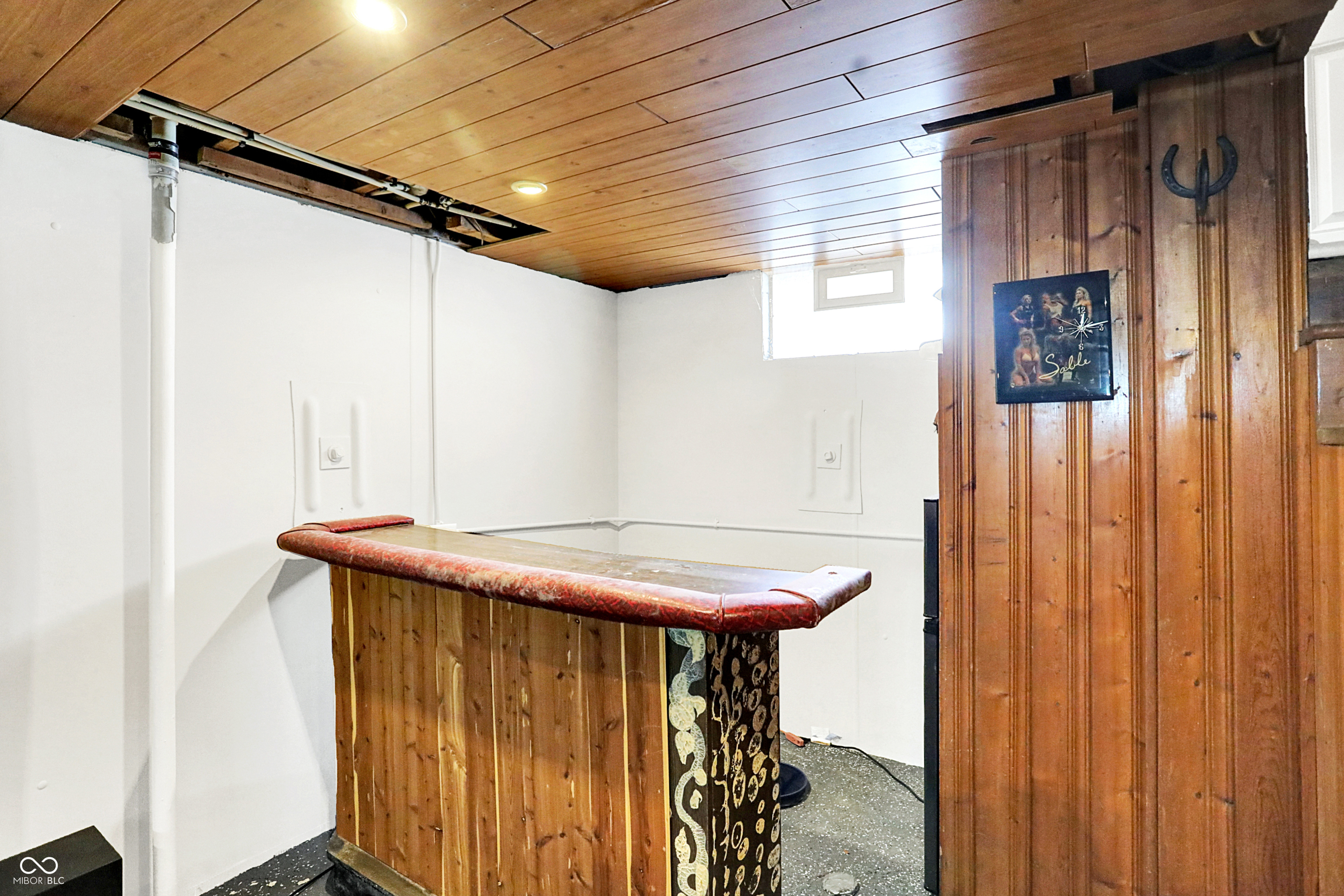 1411 N Kenmore Road