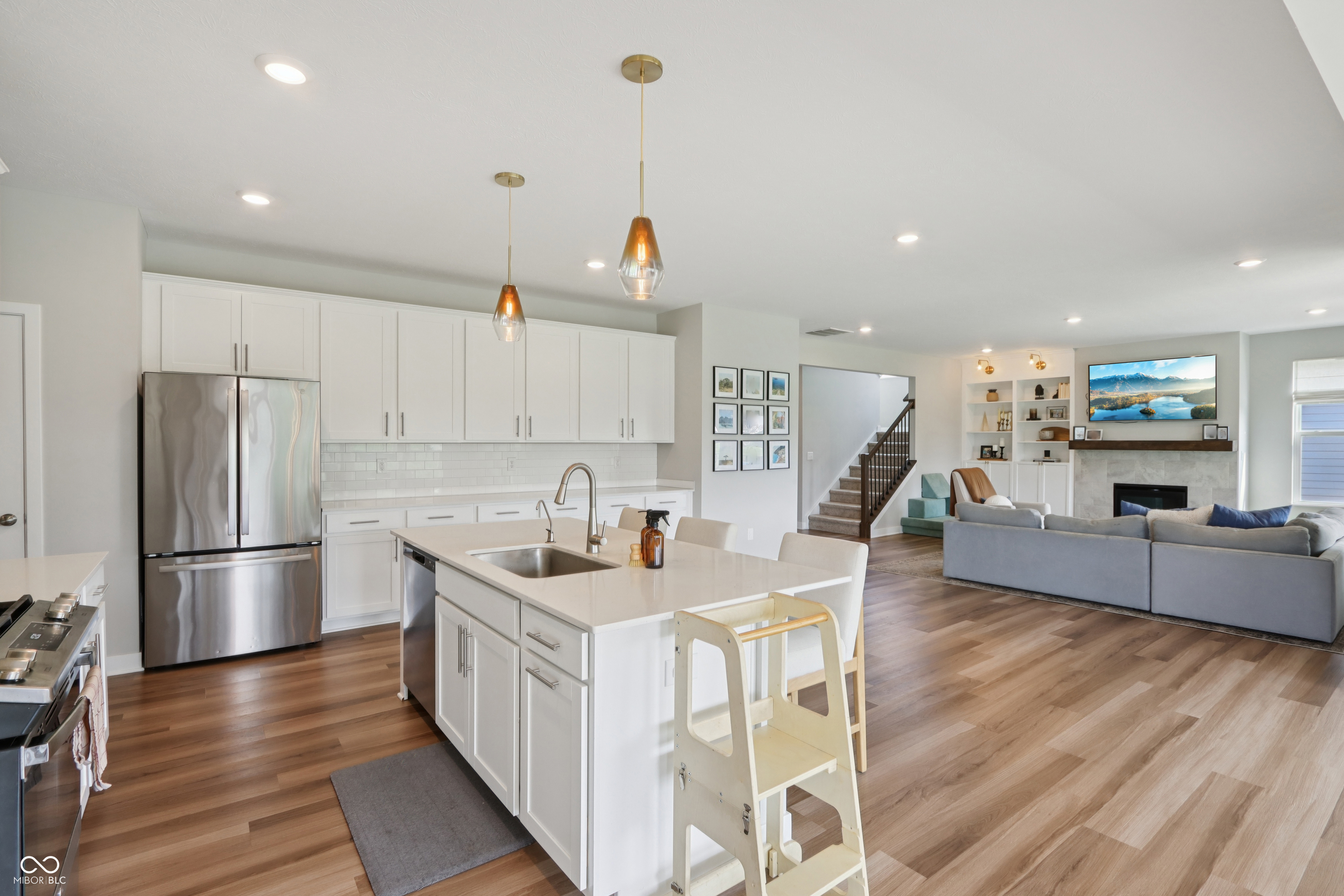 9671 Ridgecrest Lane
