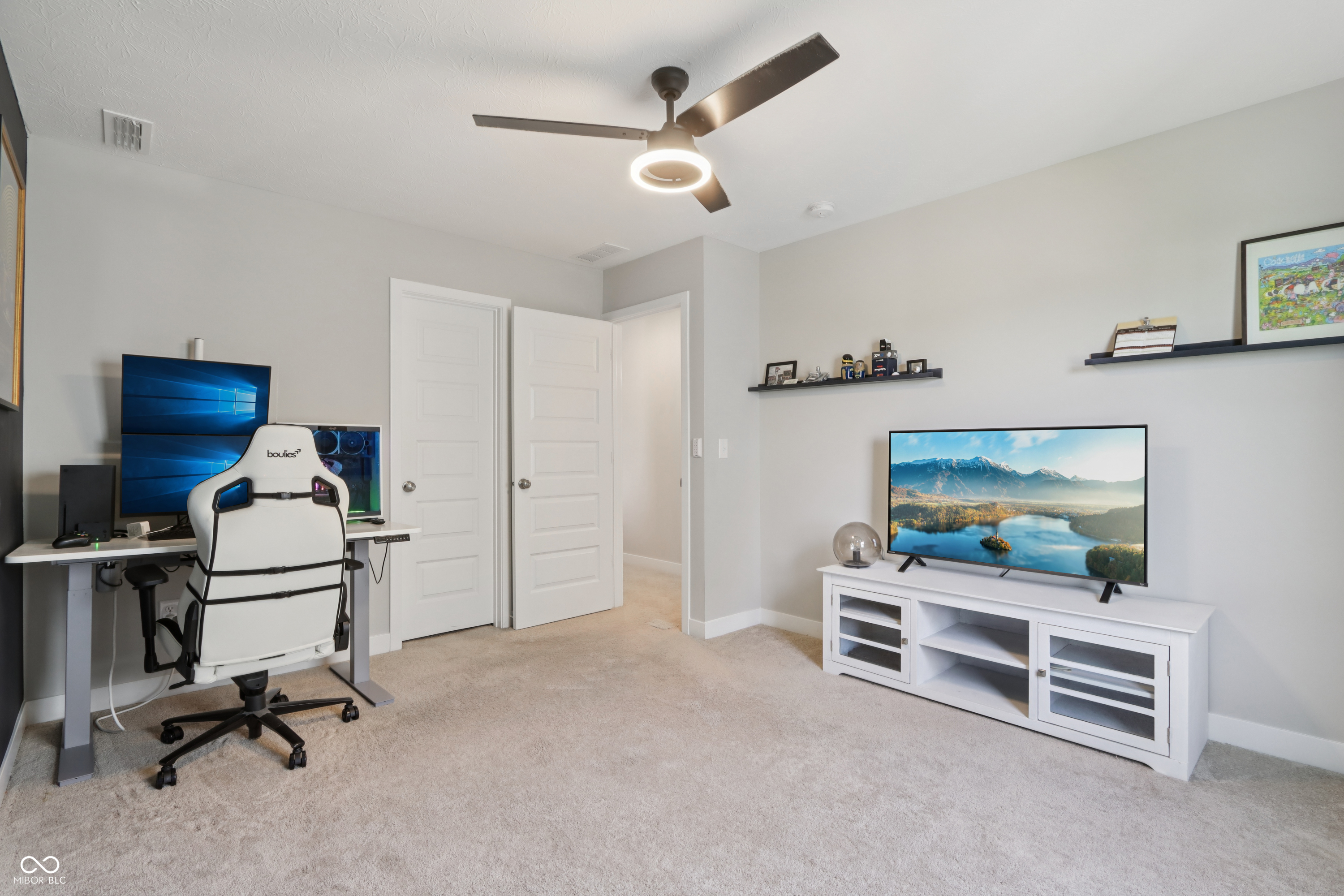 9671 Ridgecrest Lane