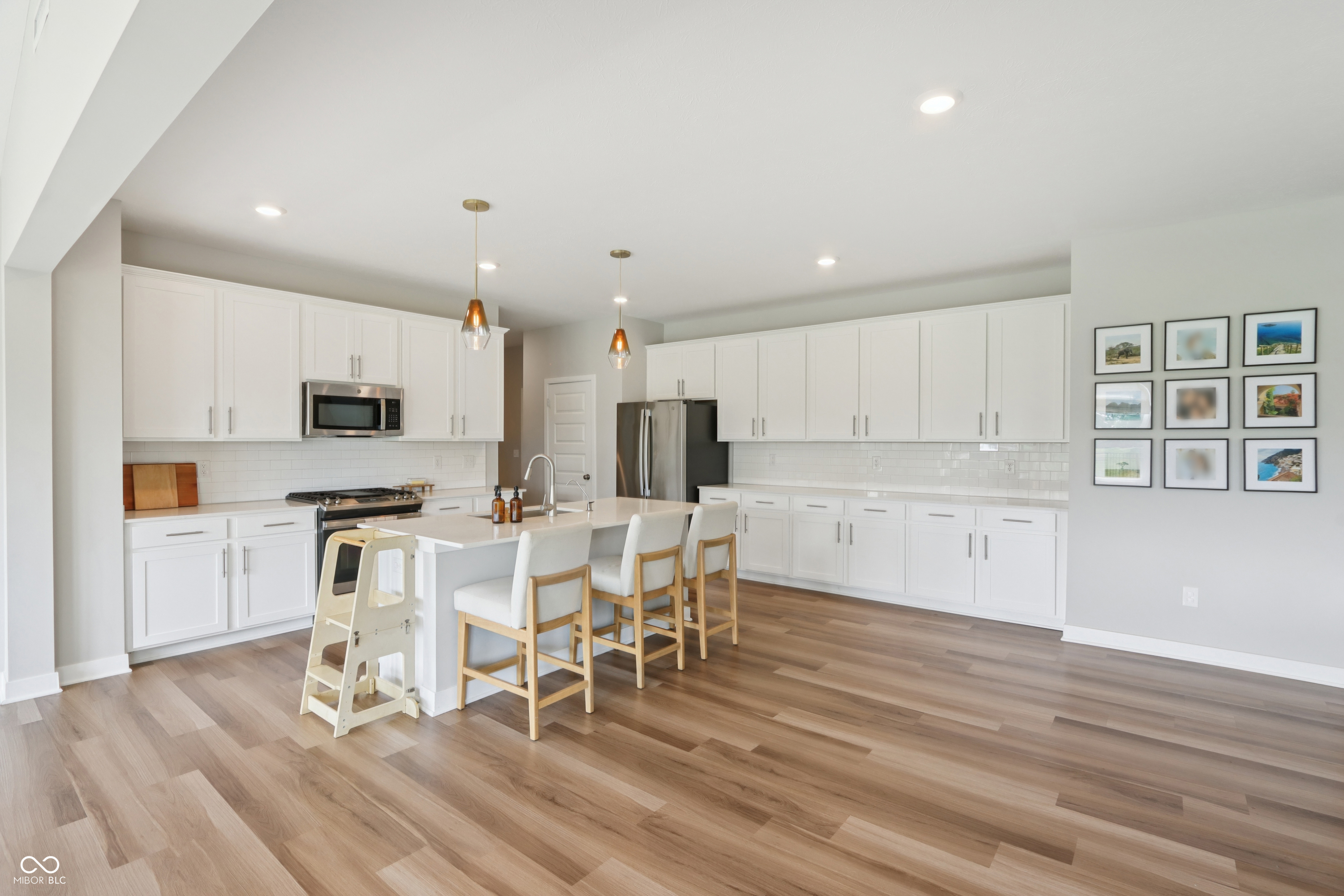 9671 Ridgecrest Lane