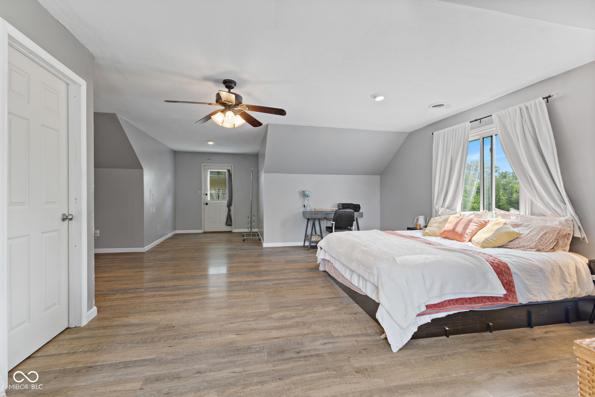 8435 Hilltop Lane