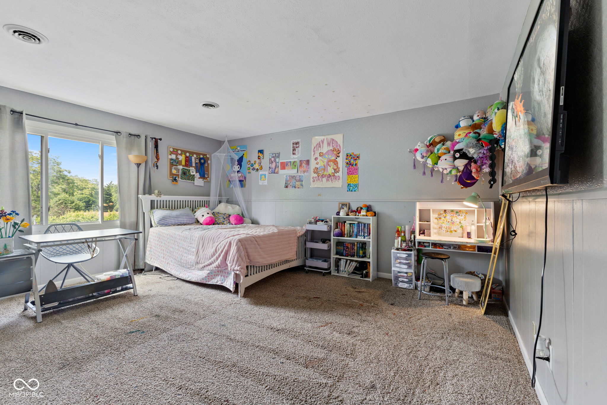8435 Hilltop Lane
