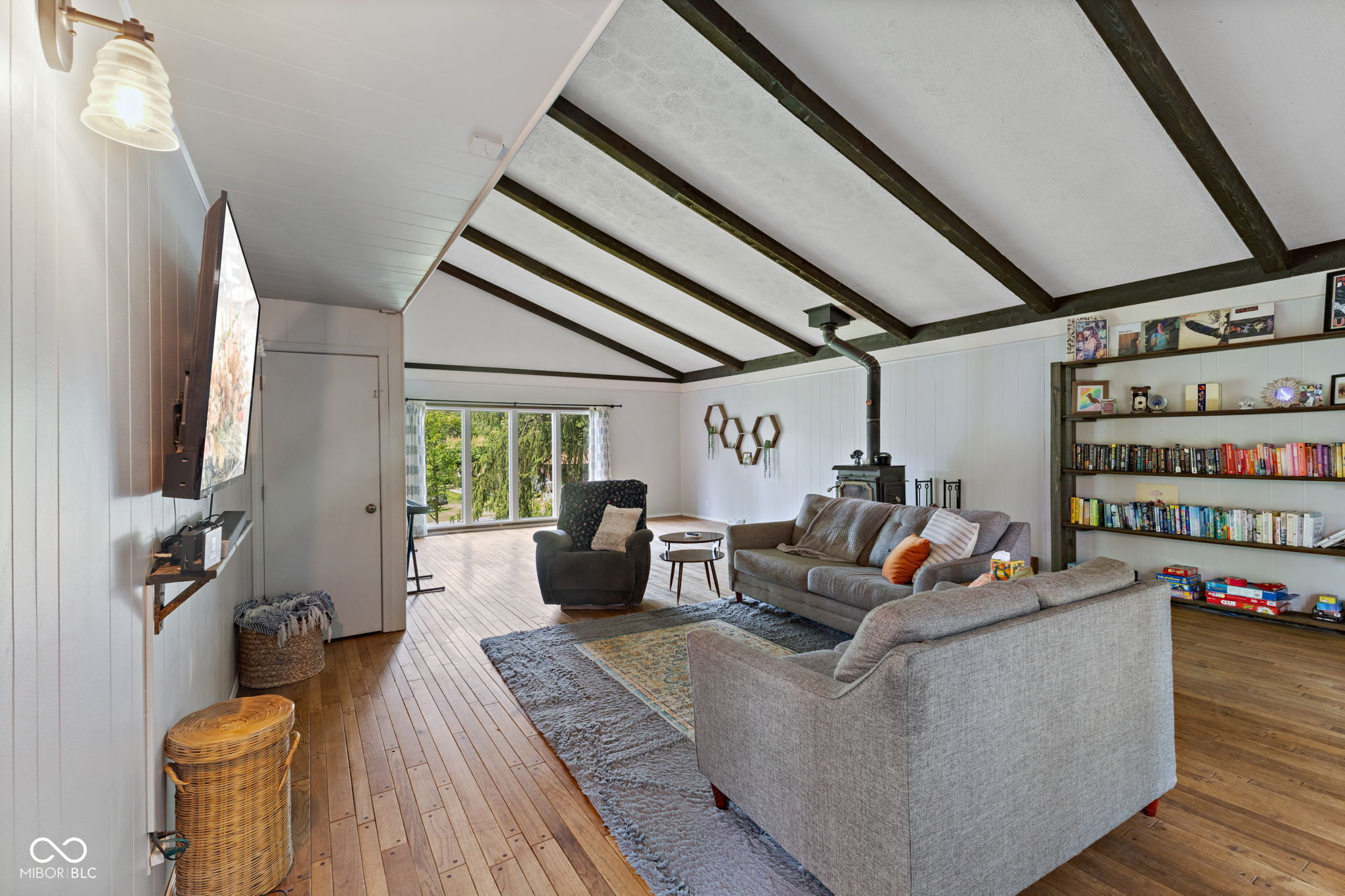 8435 Hilltop Lane
