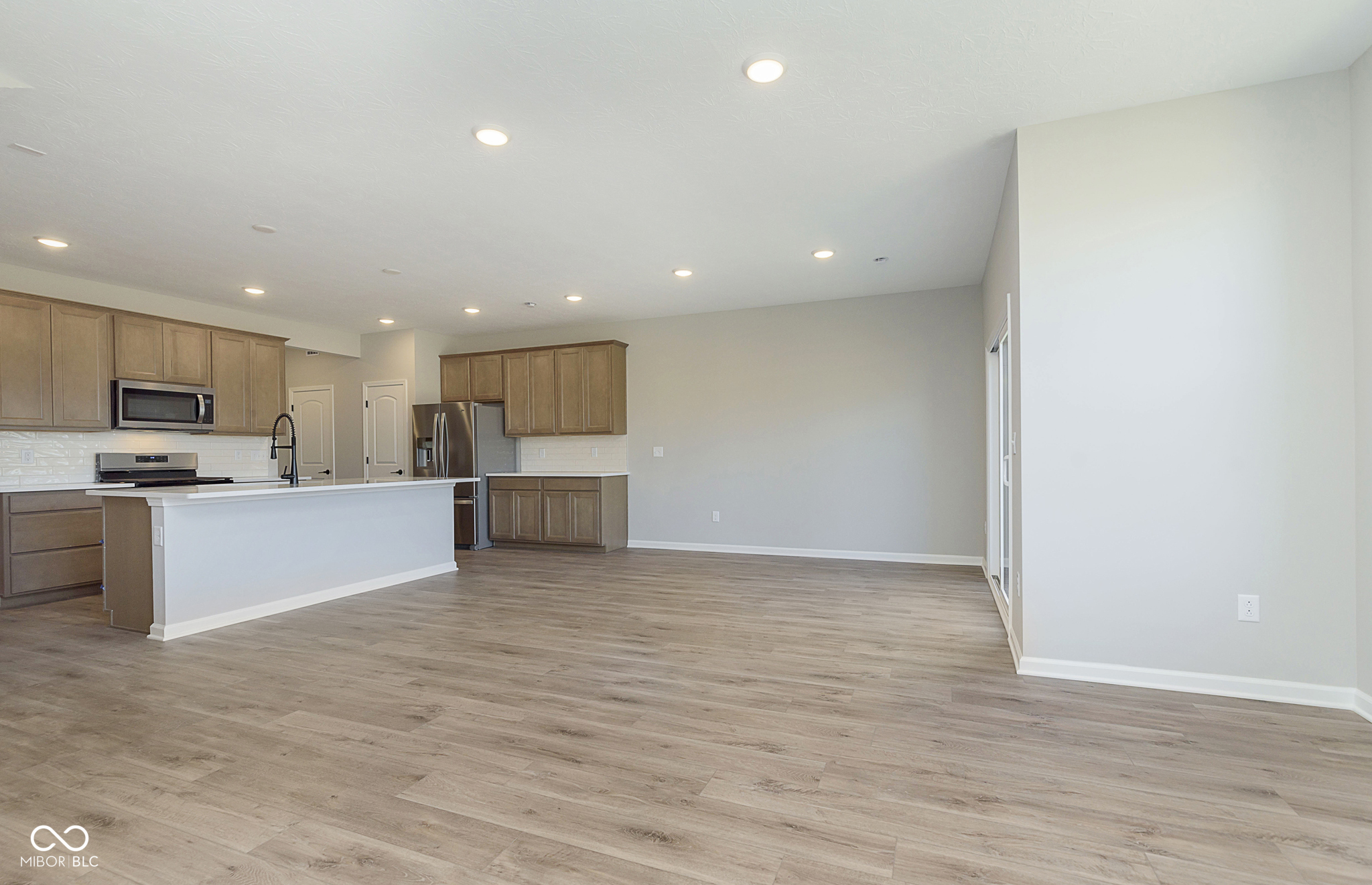 9737 Oleander Drive