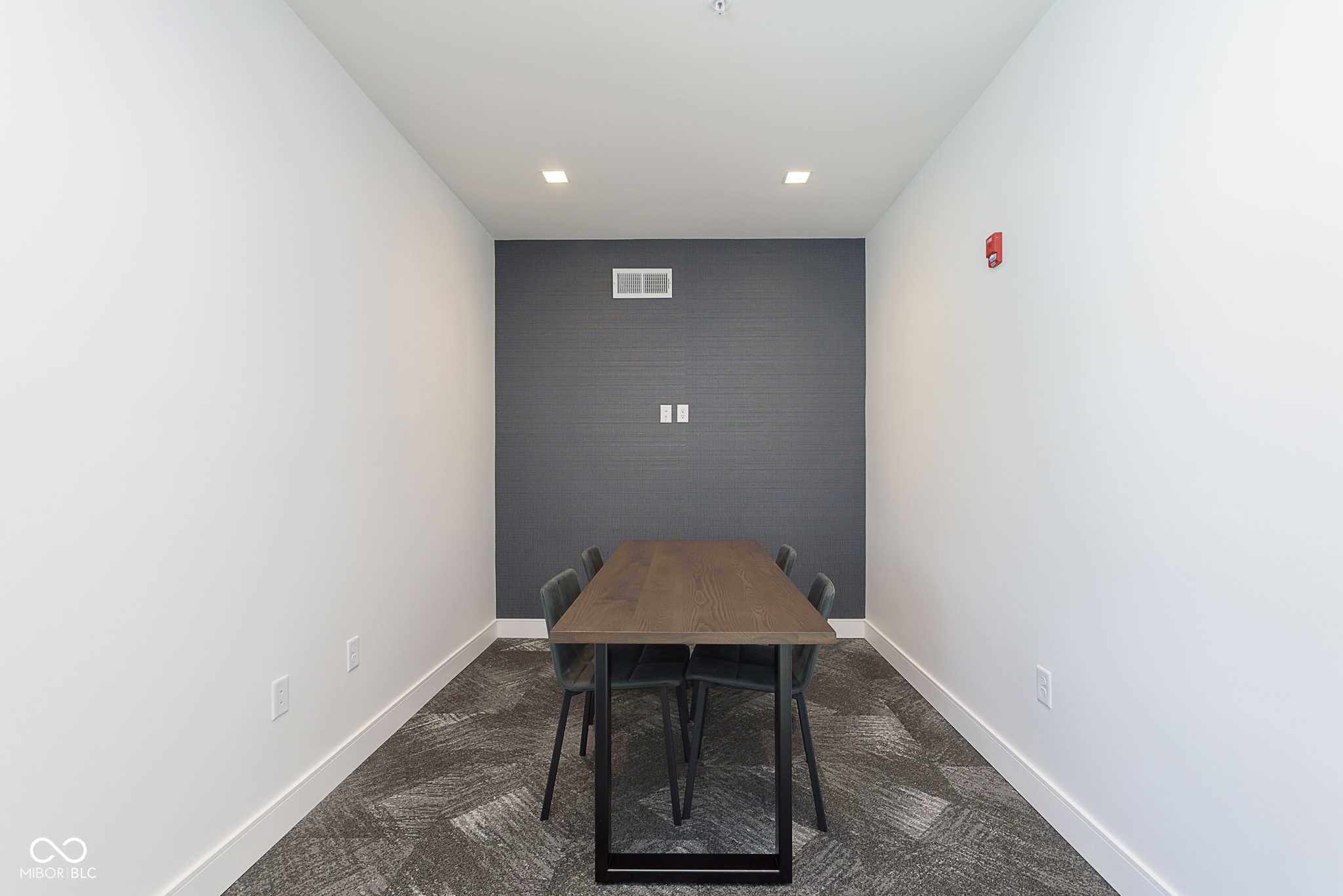 9737 Oleander Drive