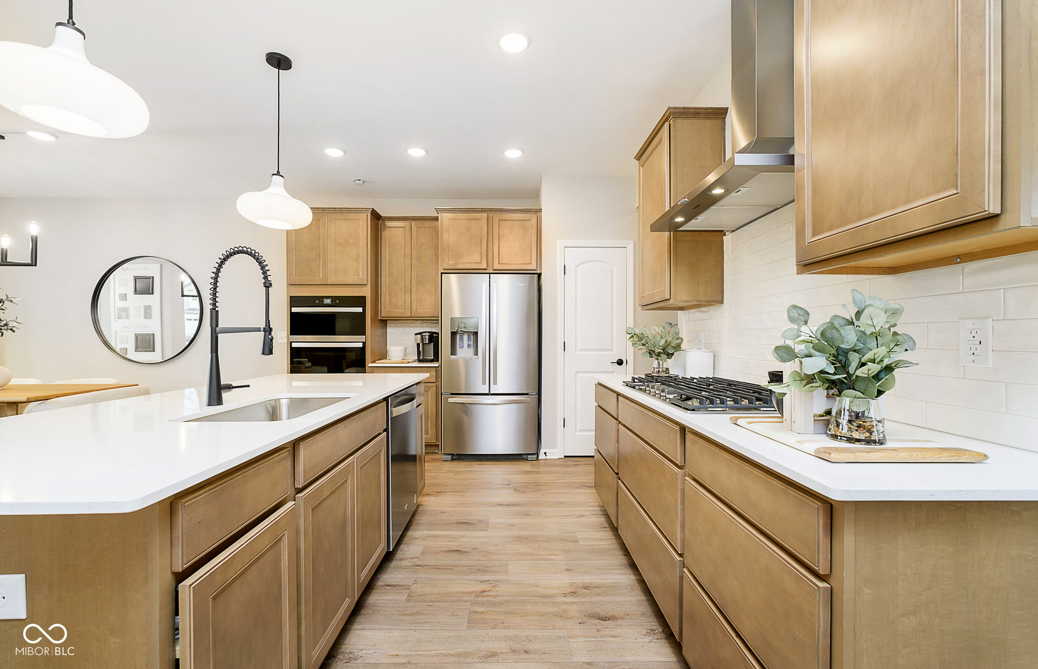 9737 Oleander Drive