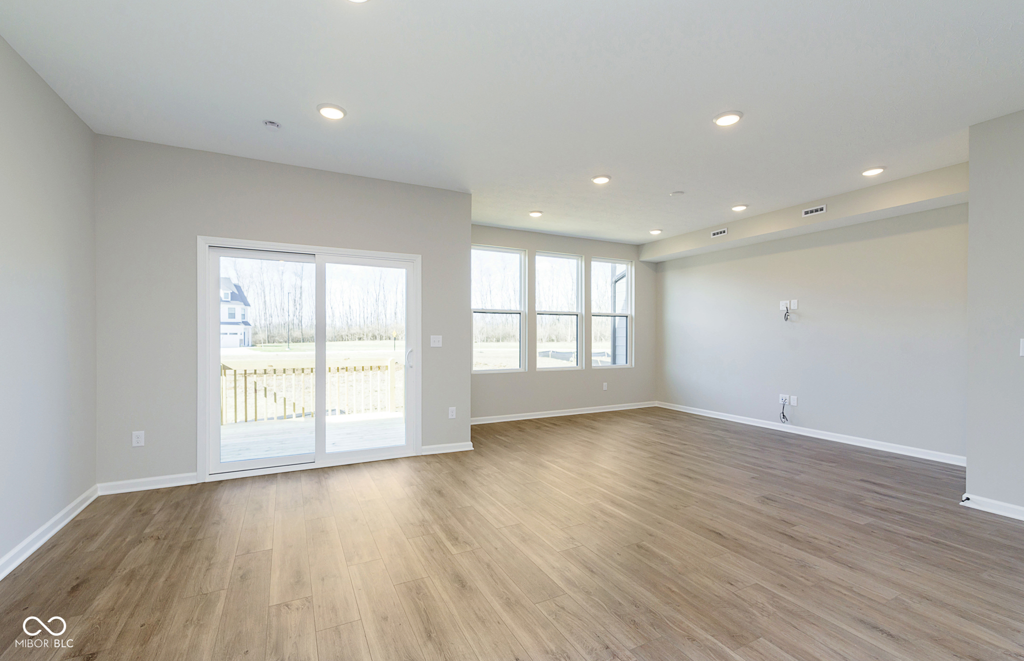 9737 Oleander Drive