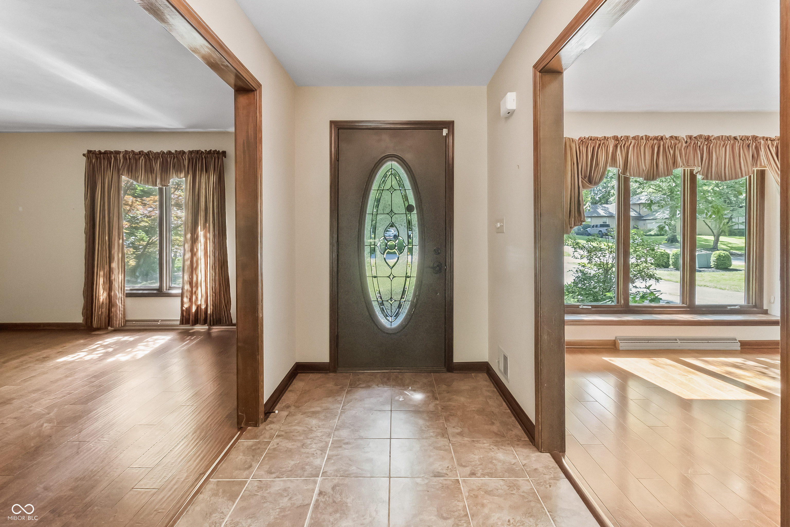 604 Oak Blvd W Drive
