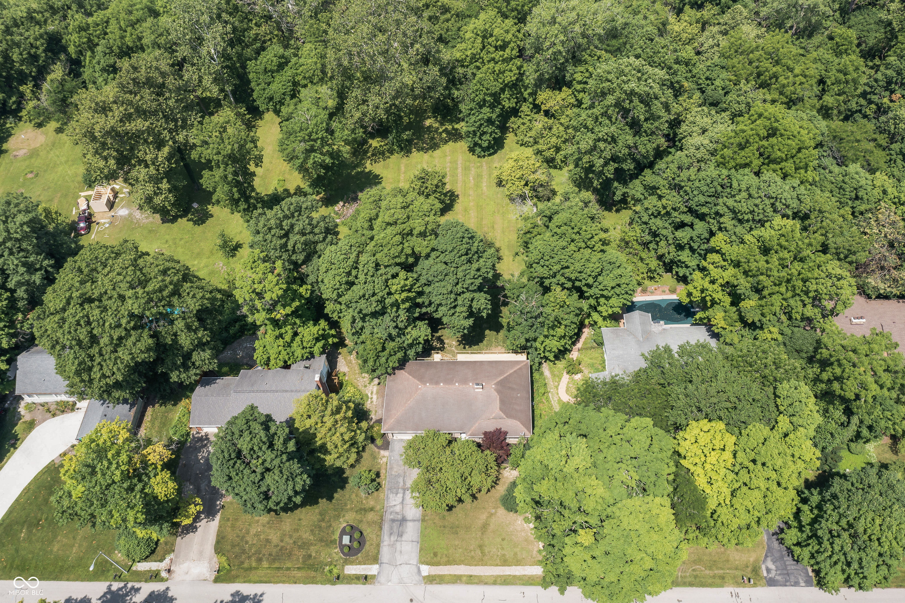 604 Oak Blvd W Drive