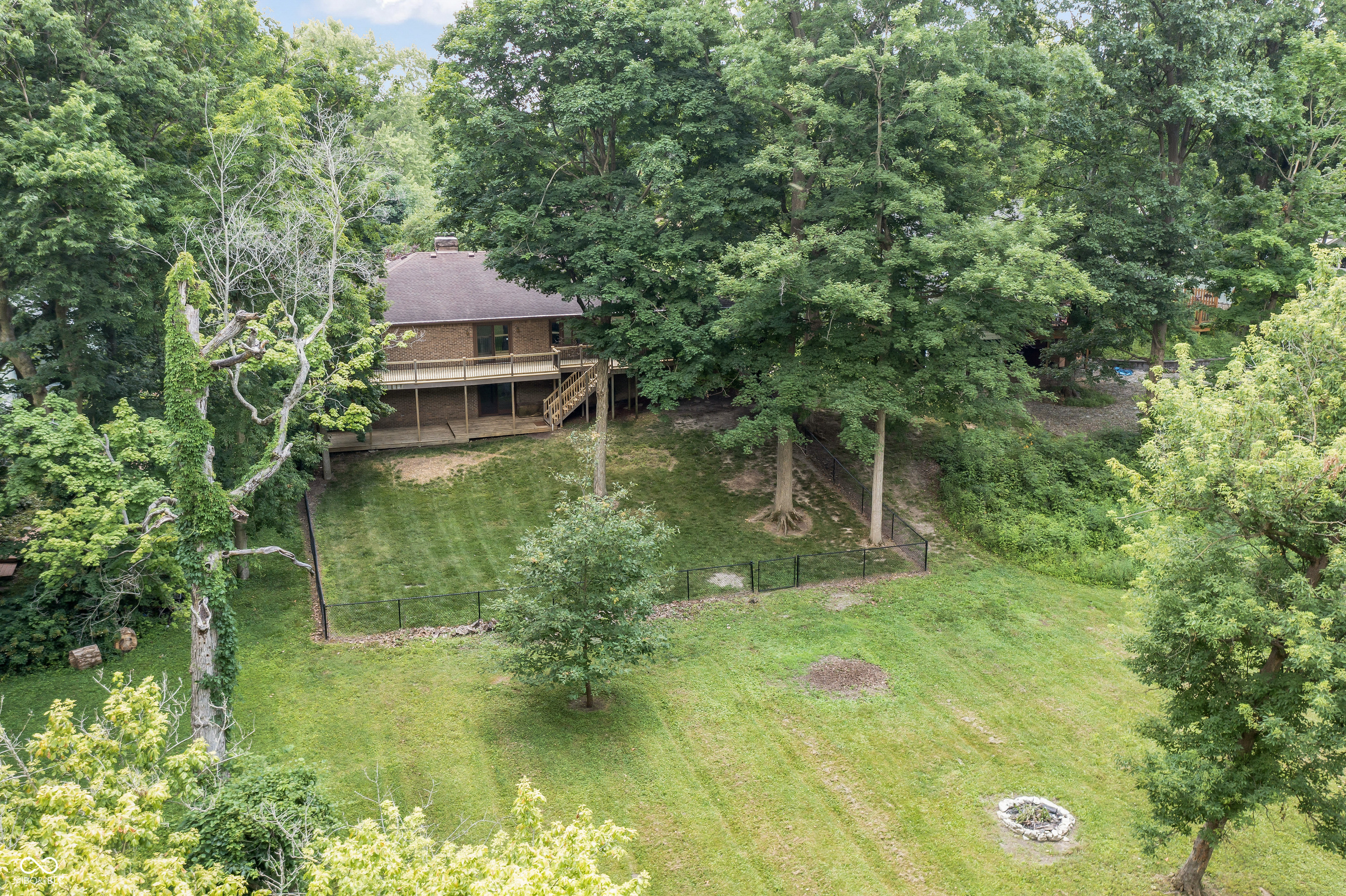 604 Oak Blvd W Drive